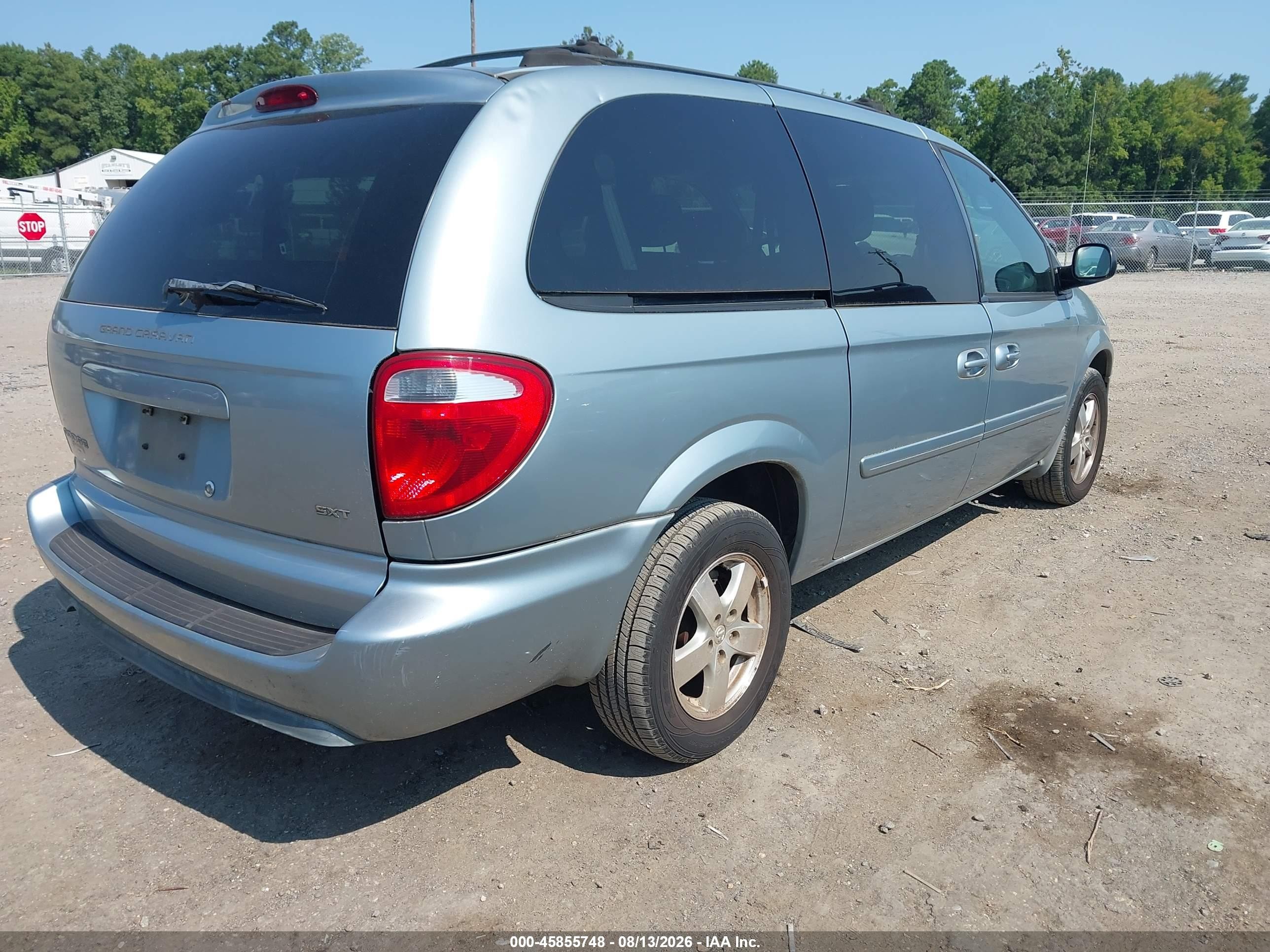 2005 Dodge Grand Caravan Sxt Blue vin: 2D4GP44L15R135316