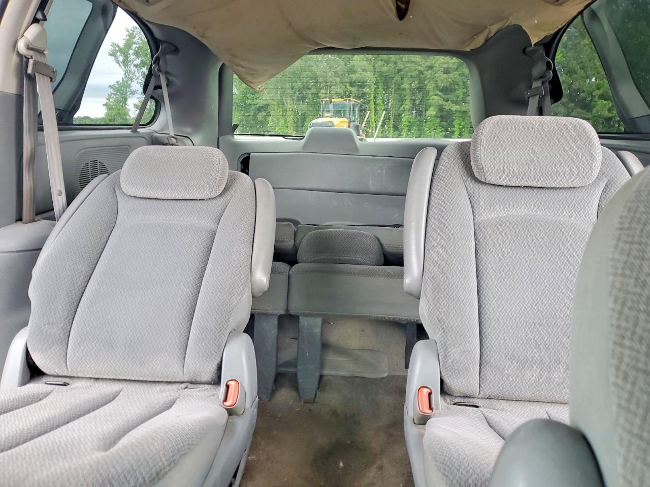 2005 Dodge Grand Caravan Sxt Blue vin: 2D4GP44L15R283353