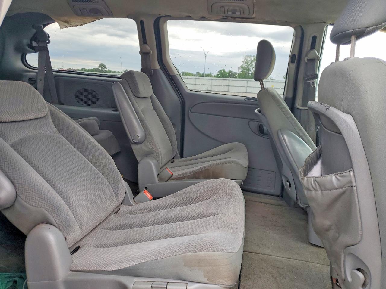 2005 Dodge Grand Caravan Sxt Blue vin: 2D4GP44L15R283353