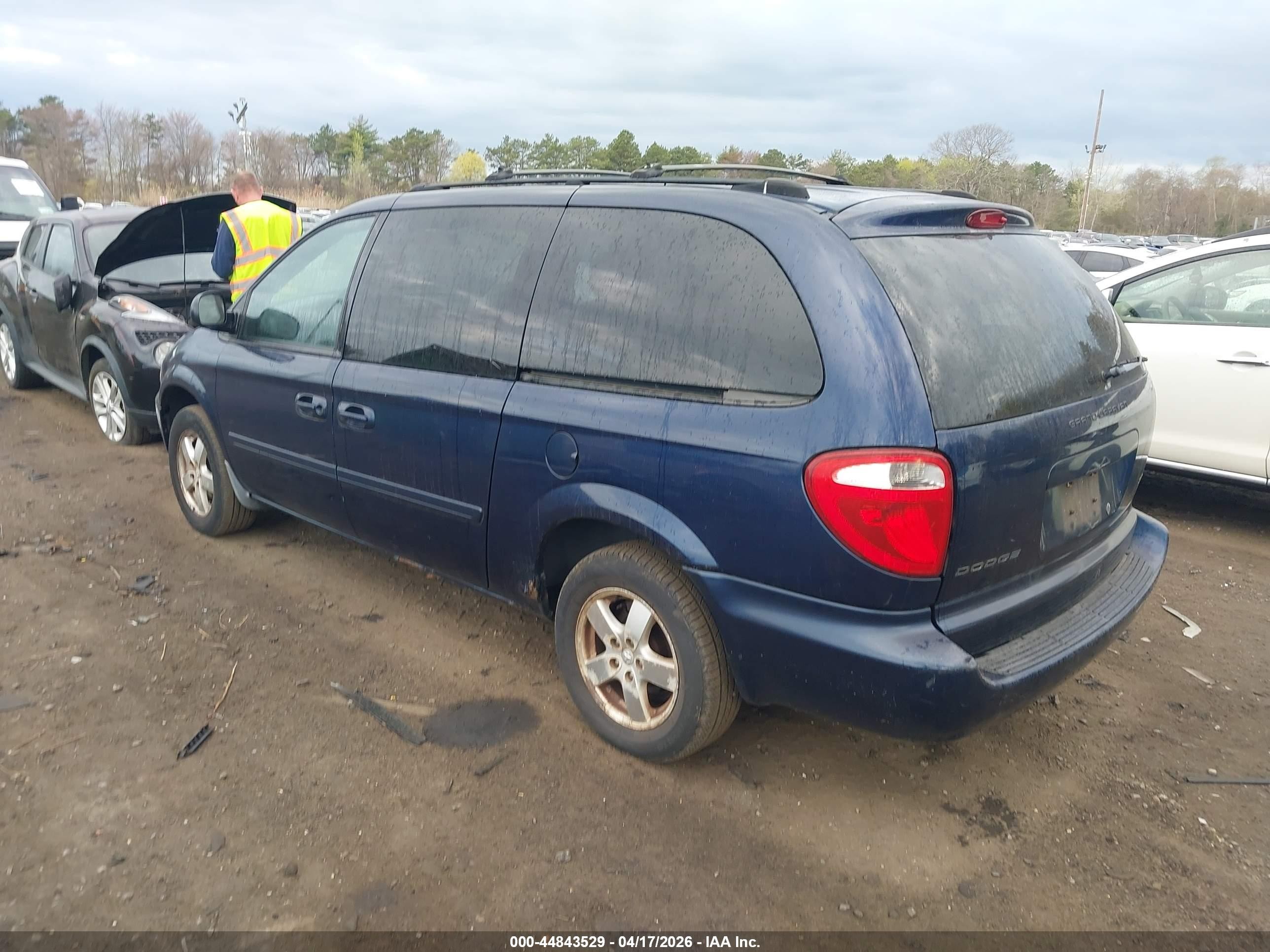 2005 Dodge Grand Caravan Sxt Blue vin: 2D4GP44L15R459589
