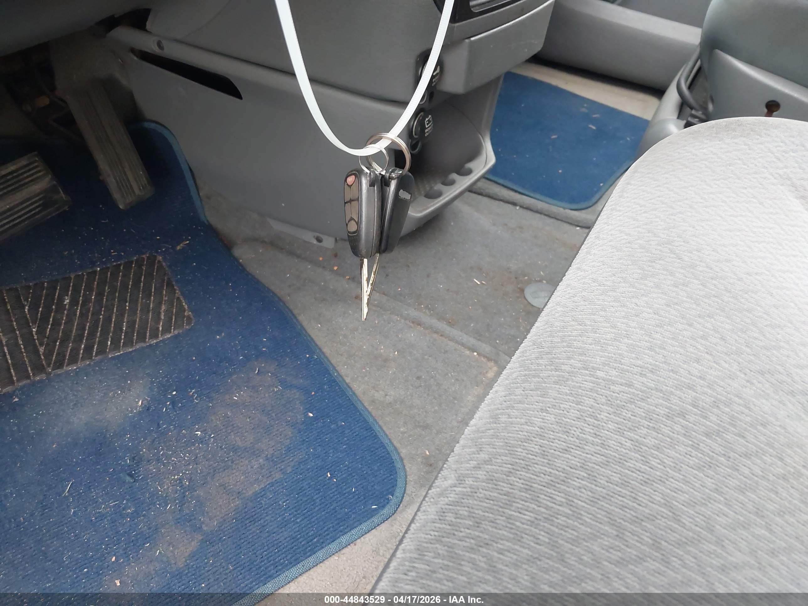 2005 Dodge Grand Caravan Sxt Blue vin: 2D4GP44L15R459589