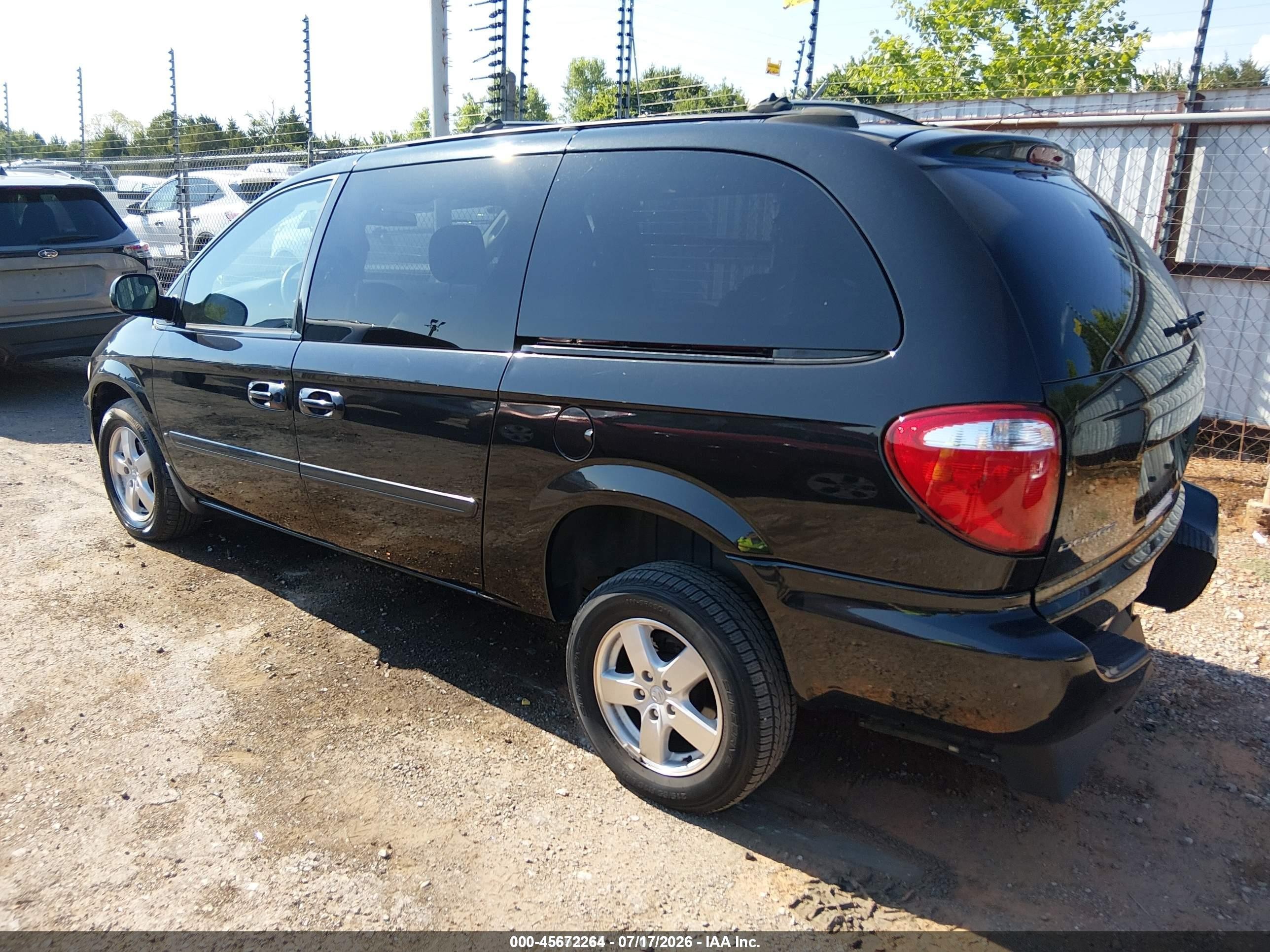 2006 Dodge Grand Caravan Sxt Black vin: 2D4GP44L16R678764