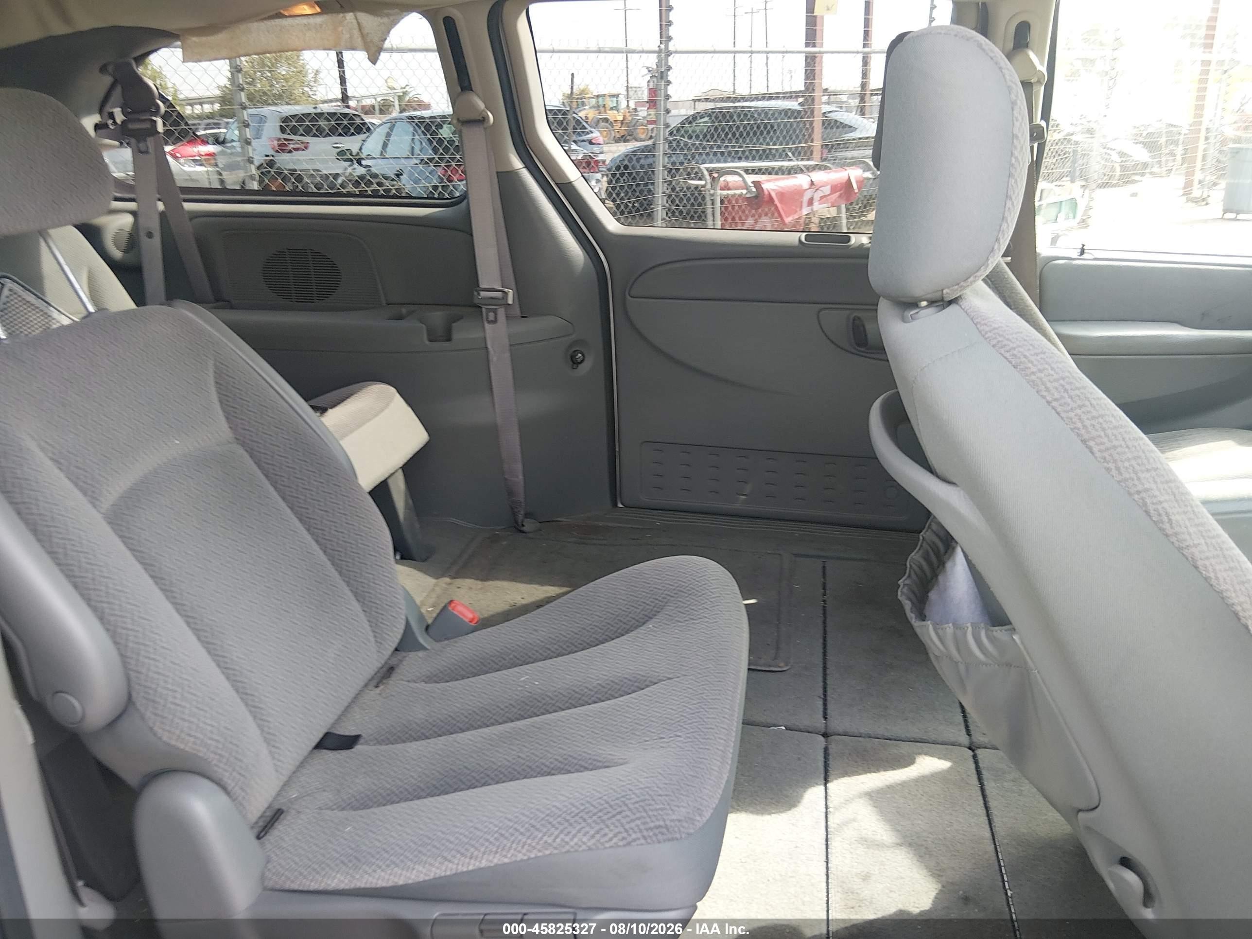 2007 Dodge Grand Caravan Sxt Серебряный vin: 2D4GP44L17R148165