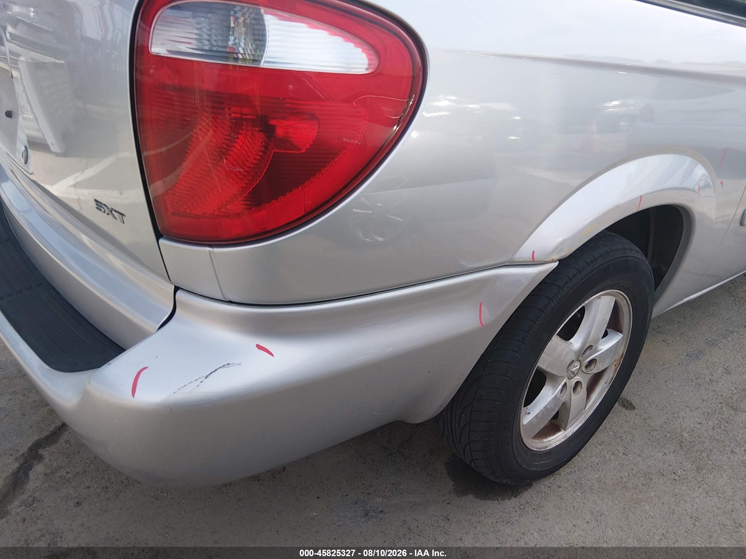 2007 Dodge Grand Caravan Sxt Серебряный vin: 2D4GP44L17R148165