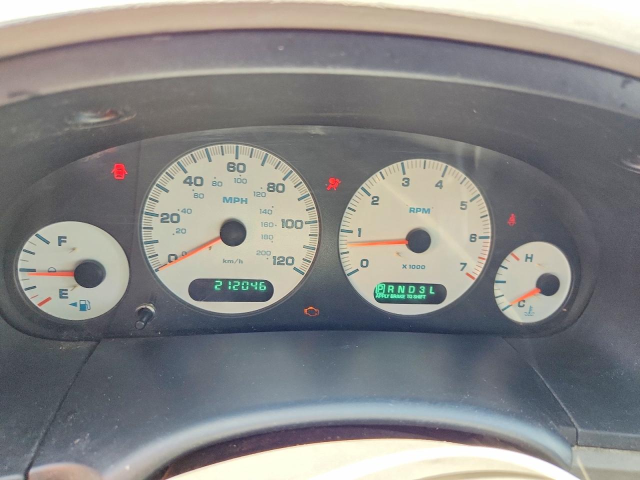 2004 Dodge Grand Caravan Sxt Черный vin: 2D4GP44L24R603083