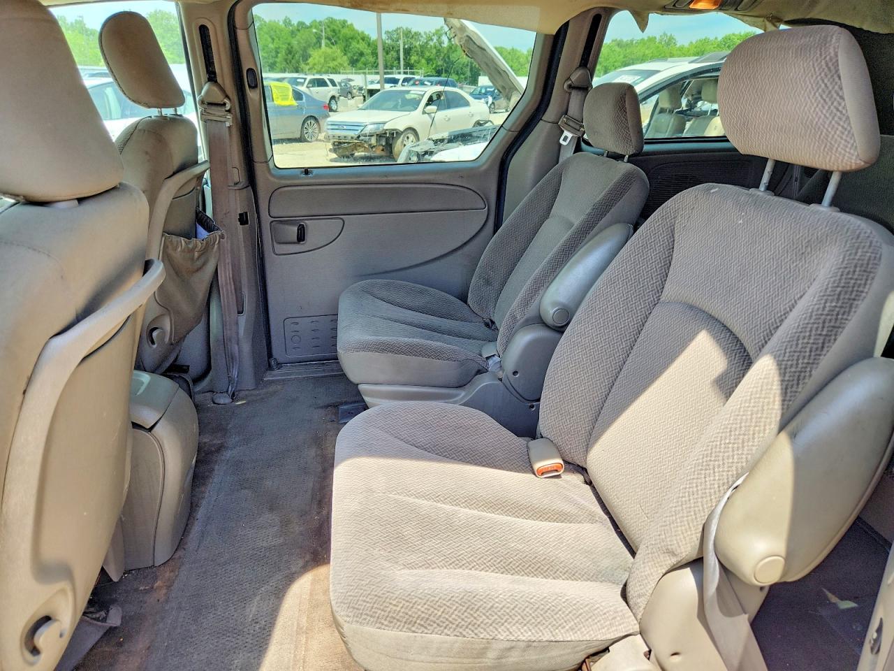 2004 Dodge Grand Caravan Sxt Черный vin: 2D4GP44L24R603083