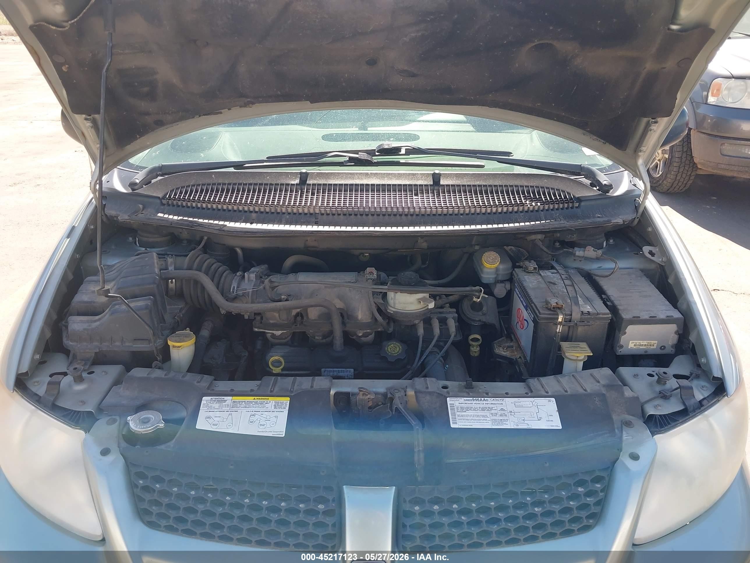 2004 Dodge Grand Caravan Sxt Silver vin: 2D4GP44L24R611443