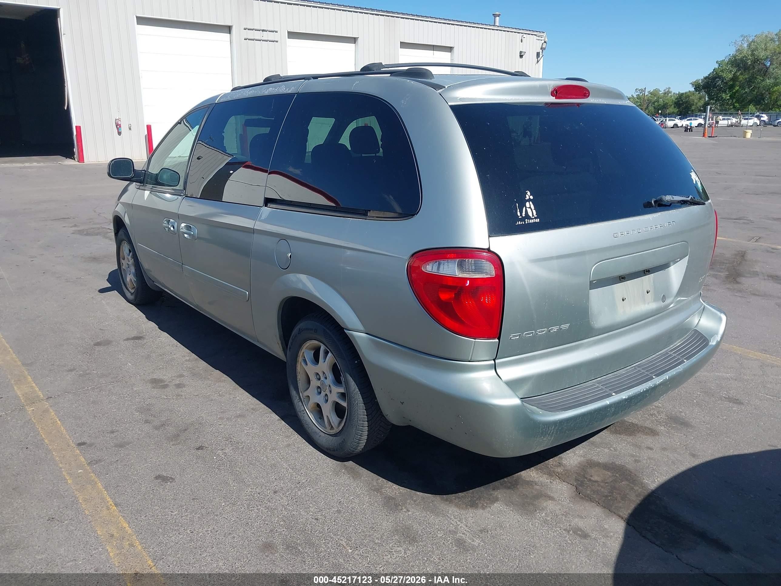 2004 Dodge Grand Caravan Sxt Silver vin: 2D4GP44L24R611443