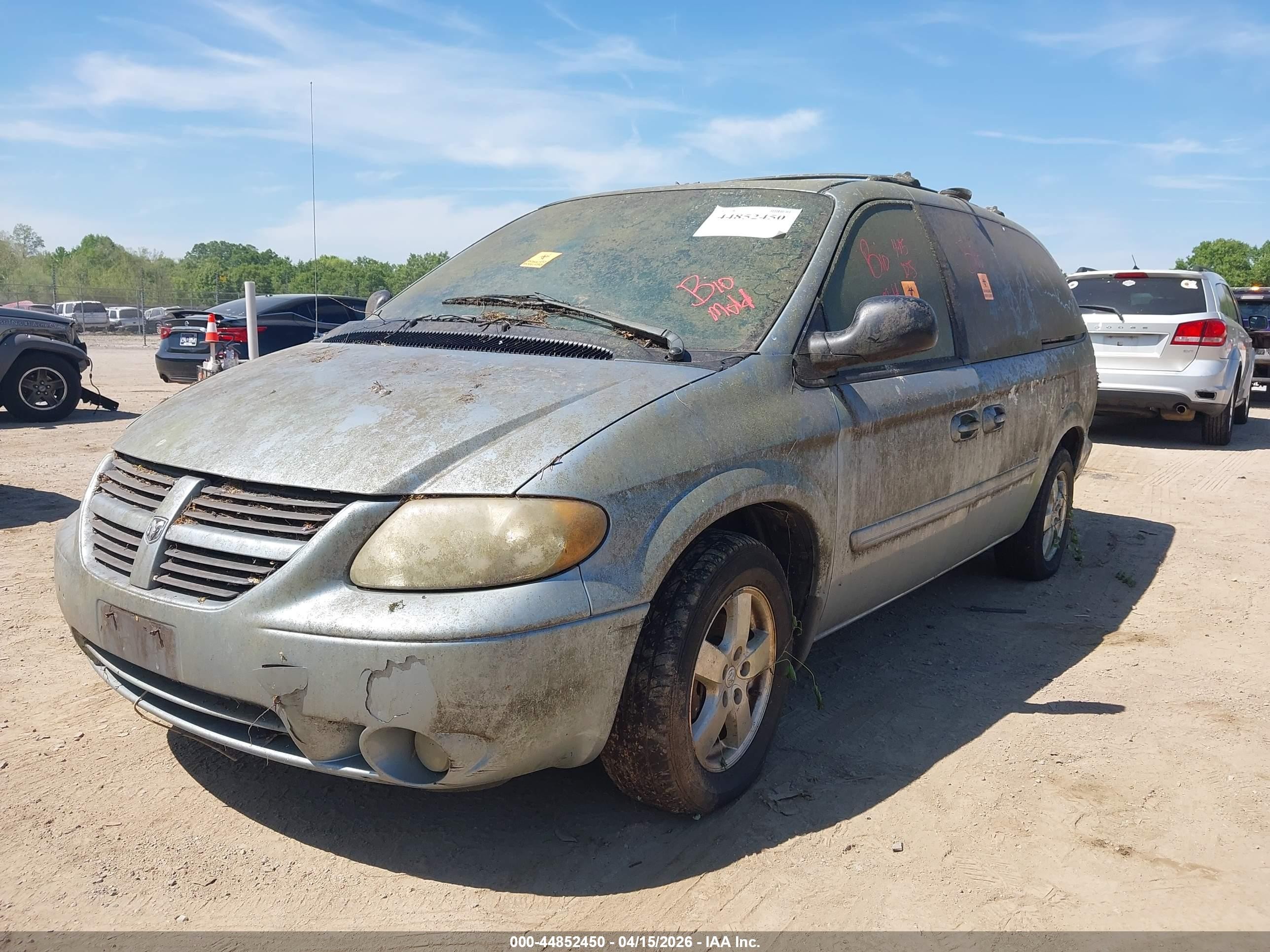 2005 Dodge Grand Caravan Sxt Blue vin: 2D4GP44L25R269851