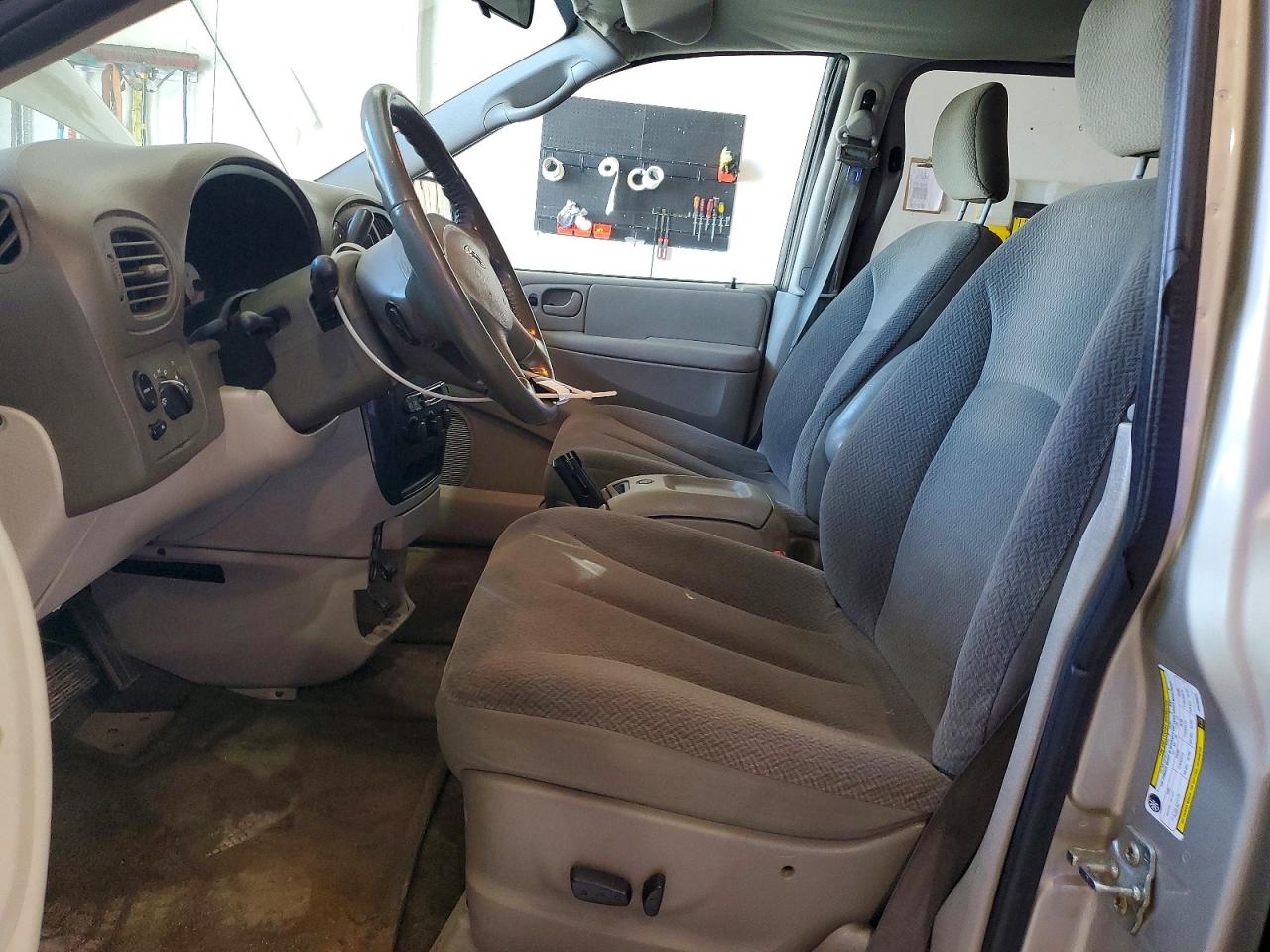 2005 Dodge Grand Caravan Sxt Gold vin: 2D4GP44L25R290859