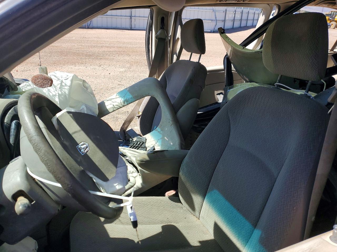 2006 Dodge Grand Caravan Sxt Tan vin: 2D4GP44L26R745193