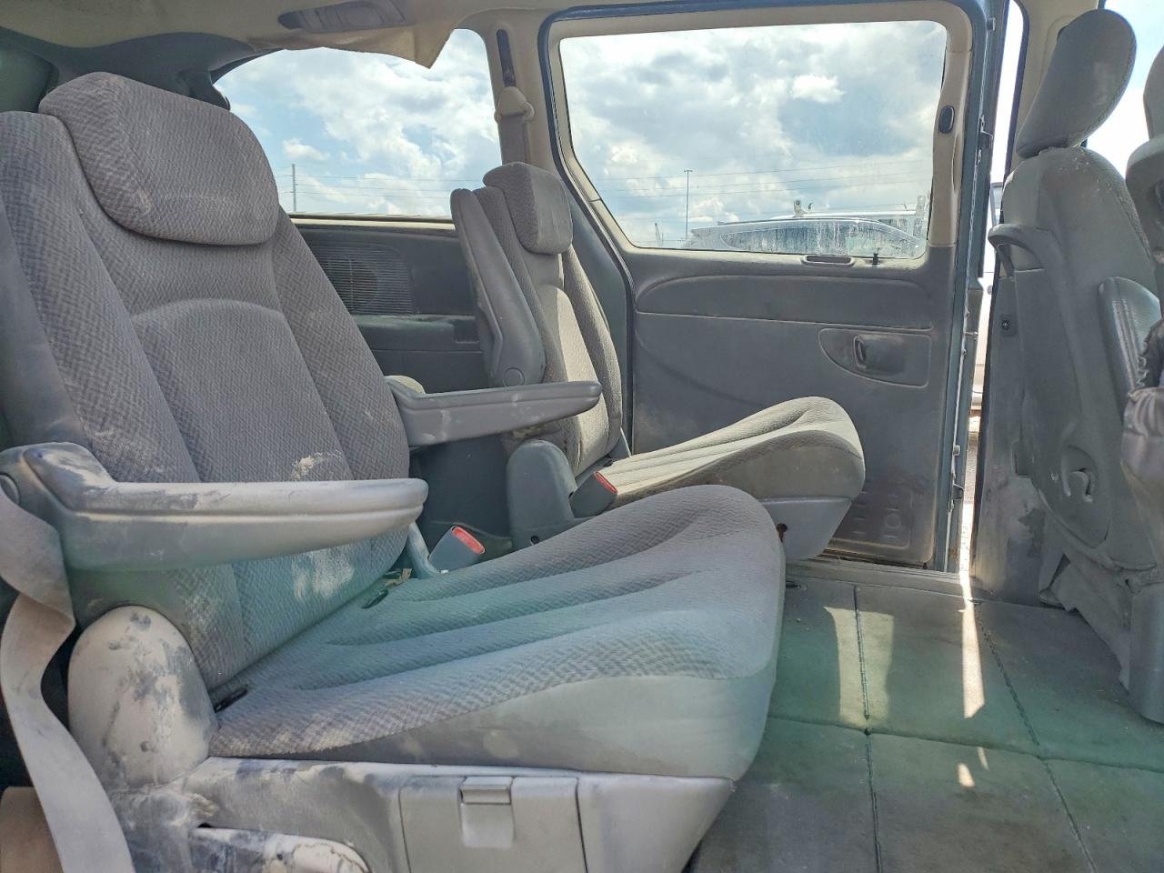 2006 Dodge Grand Caravan Sxt Green vin: 2D4GP44L26R918775