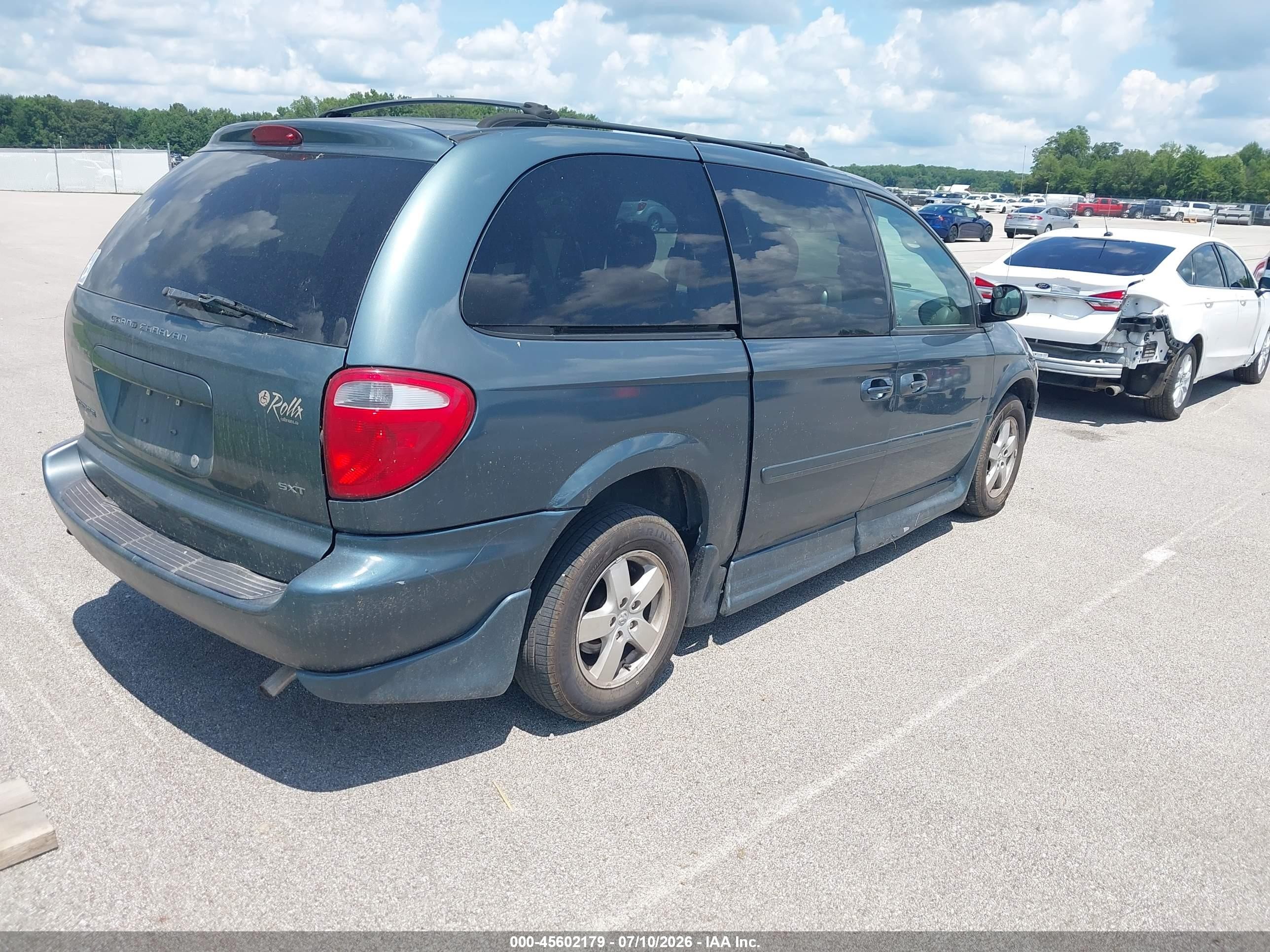 2007 Dodge Grand Caravan Sxt Blue vin: 2D4GP44L27R108077