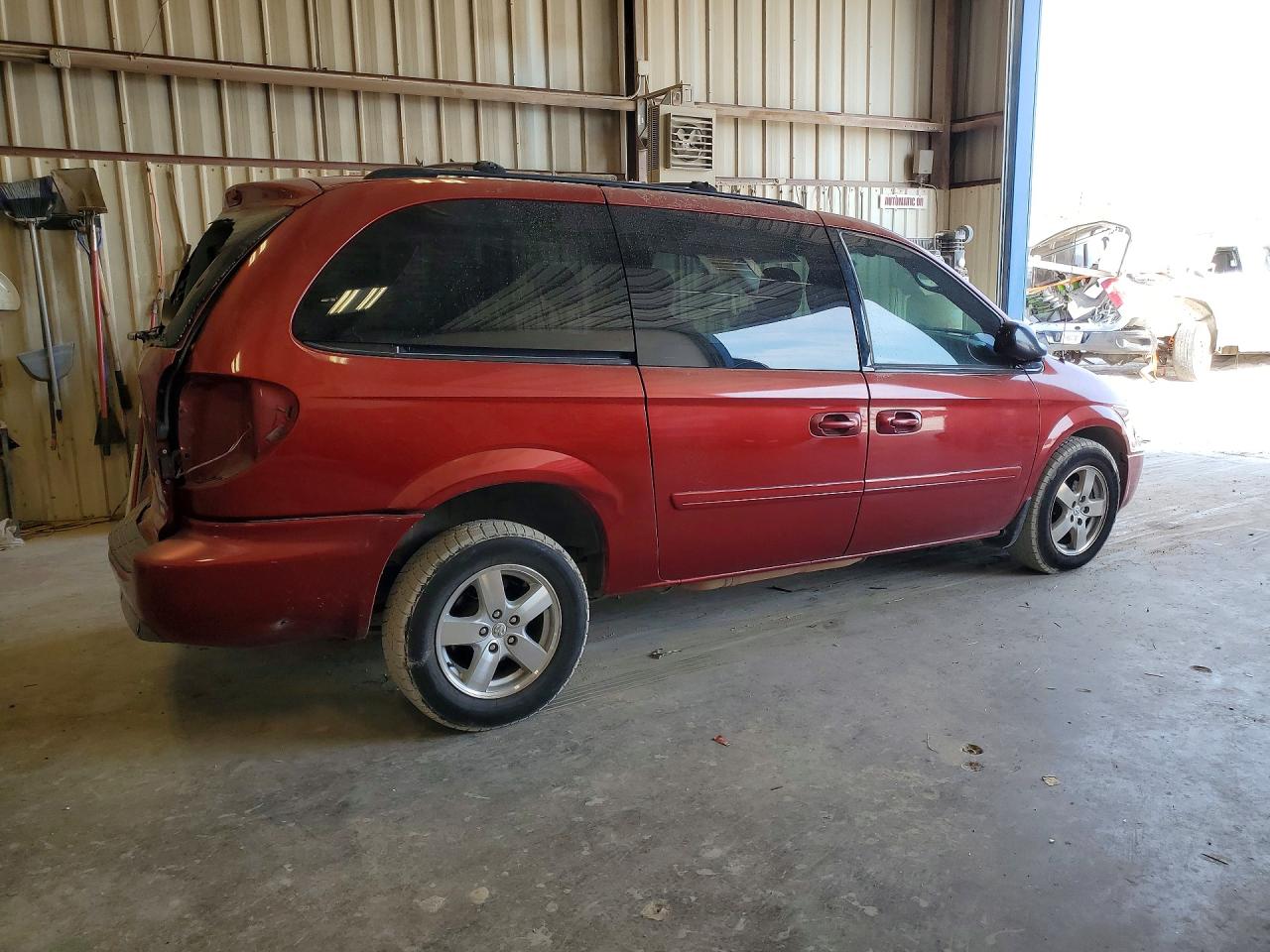 2007 Dodge Grand Caravan Sxt Red vin: 2D4GP44L27R203531