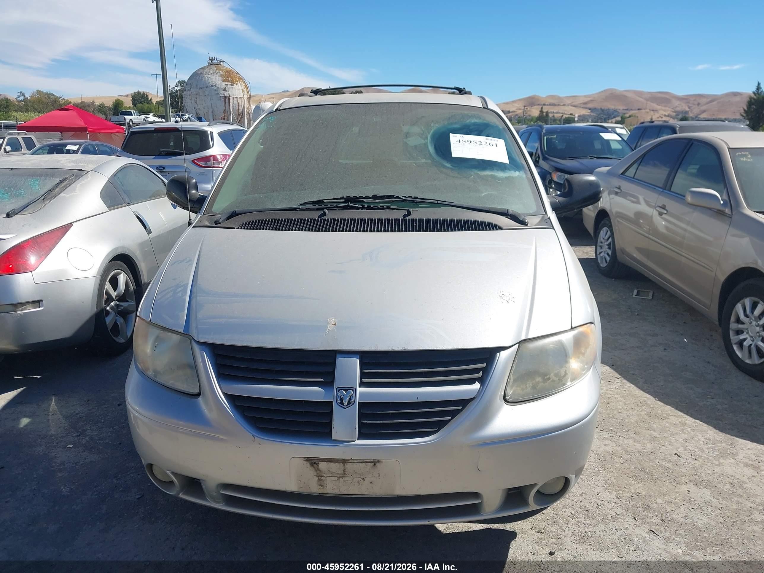 2007 Dodge Grand Caravan Sxt Silver vin: 2D4GP44L27R257587
