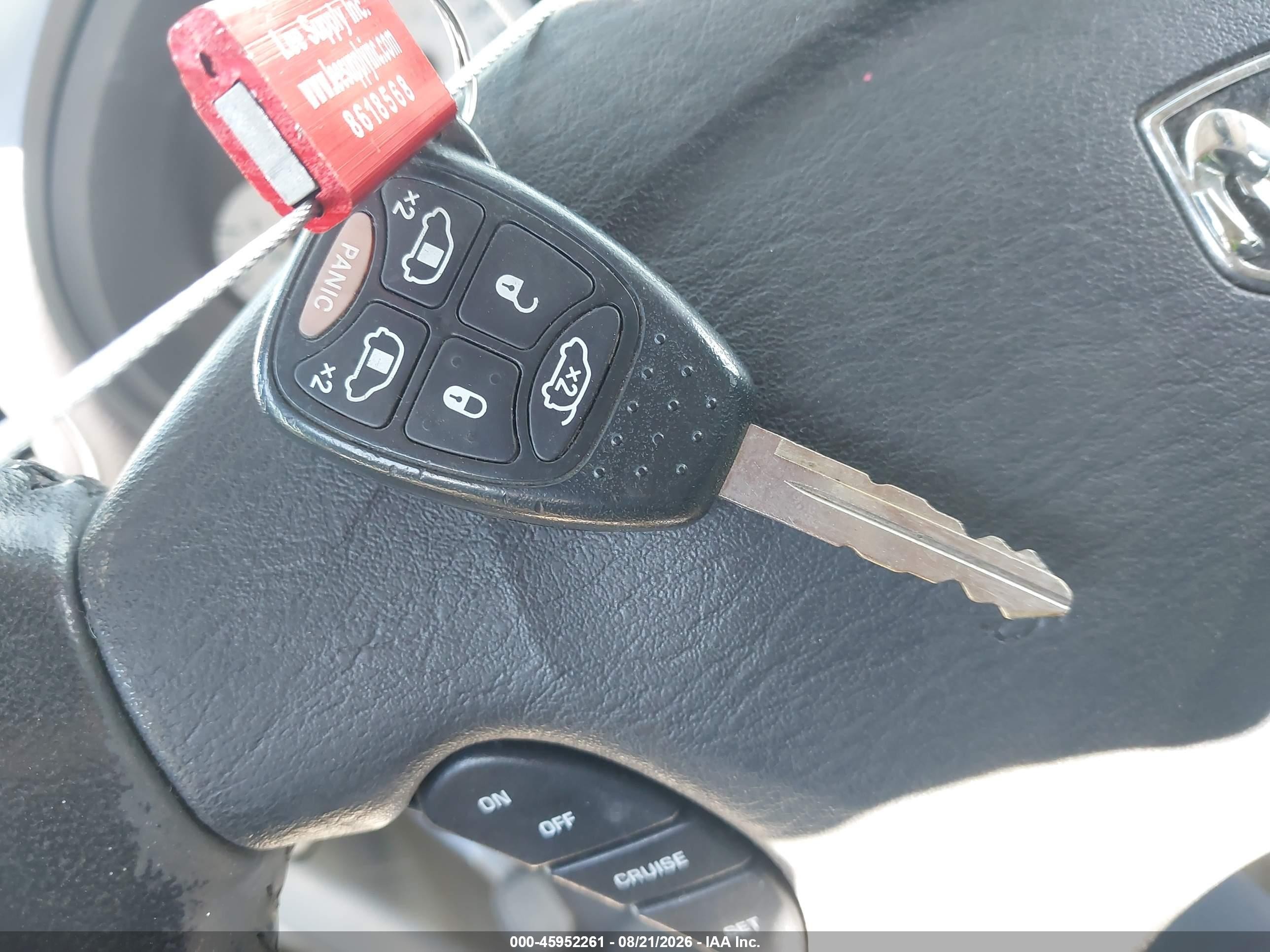 2007 Dodge Grand Caravan Sxt Silver vin: 2D4GP44L27R257587