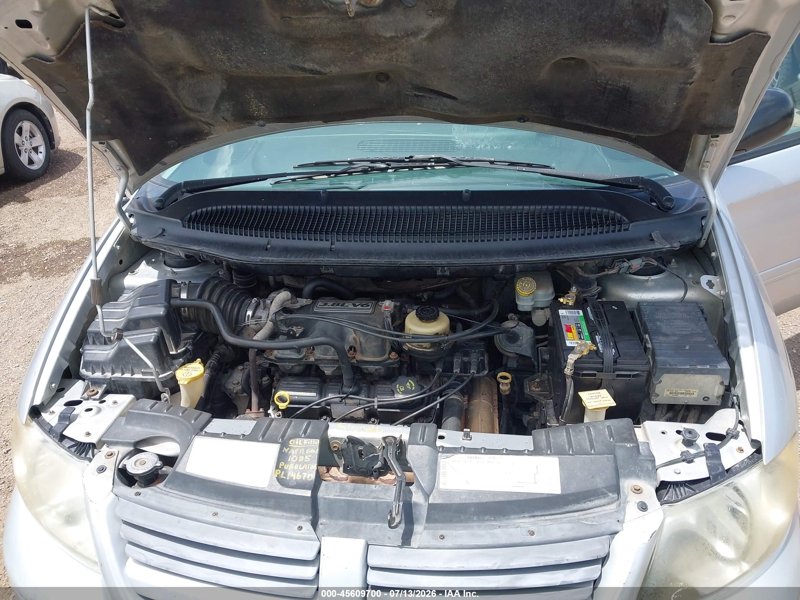 2005 Dodge Grand Caravan Sxt Серебряный vin: 2D4GP44L35R349448