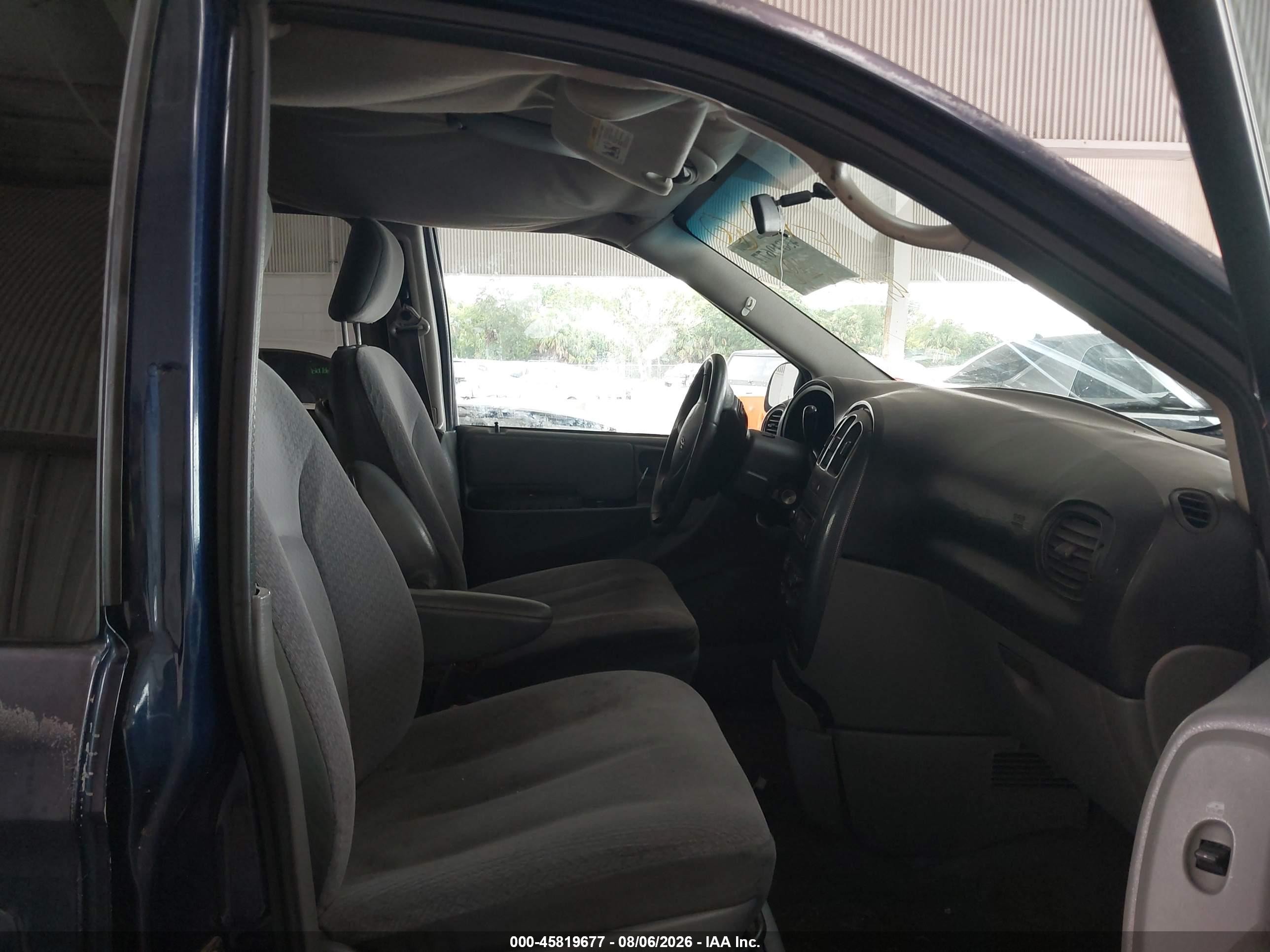 2005 Dodge Grand Caravan Sxt Синий vin: 2D4GP44L35R516679