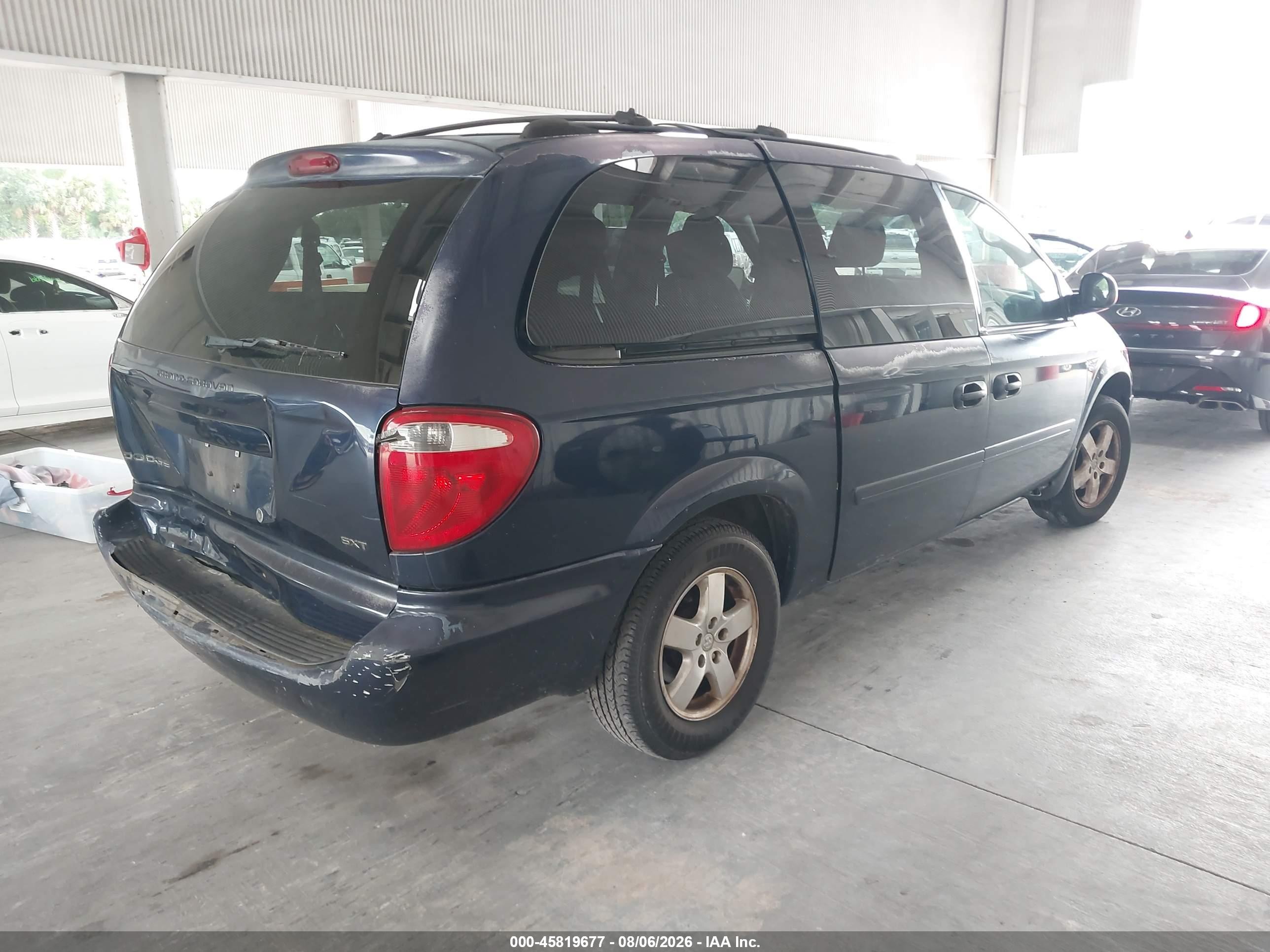 2005 Dodge Grand Caravan Sxt Синий vin: 2D4GP44L35R516679