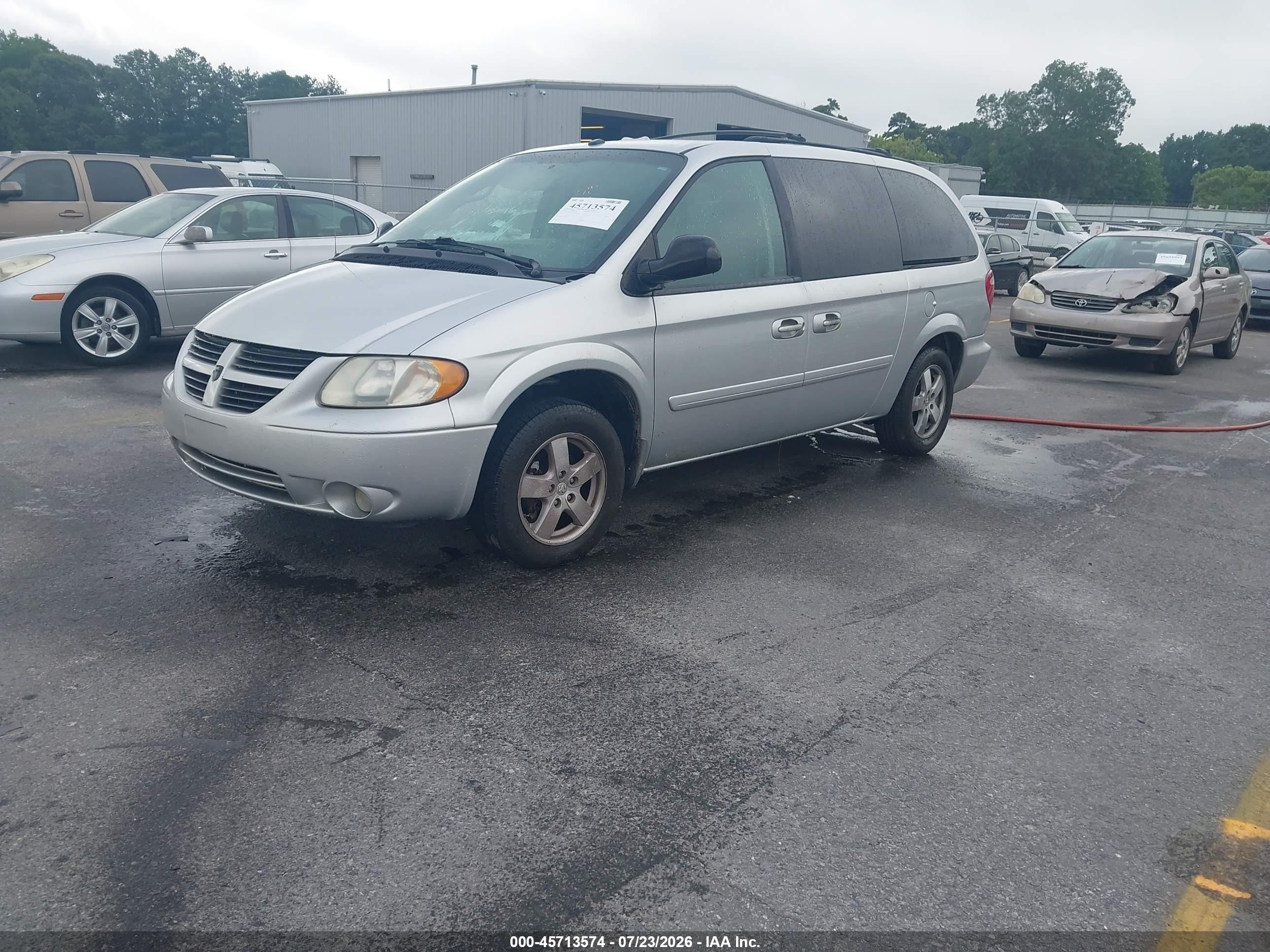 2006 Dodge Grand Caravan Sxt Silver vin: 2D4GP44L36R855573