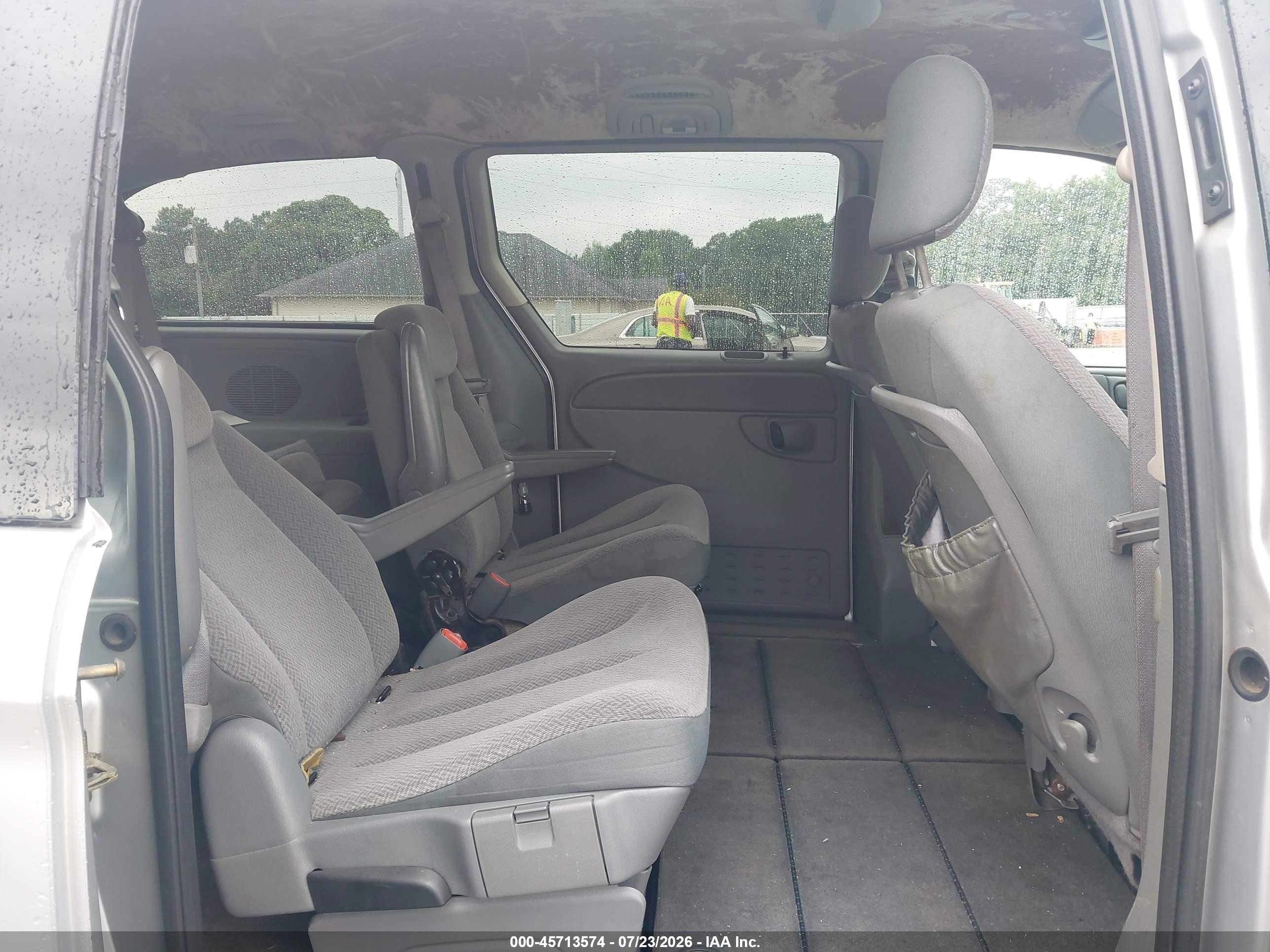 2006 Dodge Grand Caravan Sxt Silver vin: 2D4GP44L36R855573