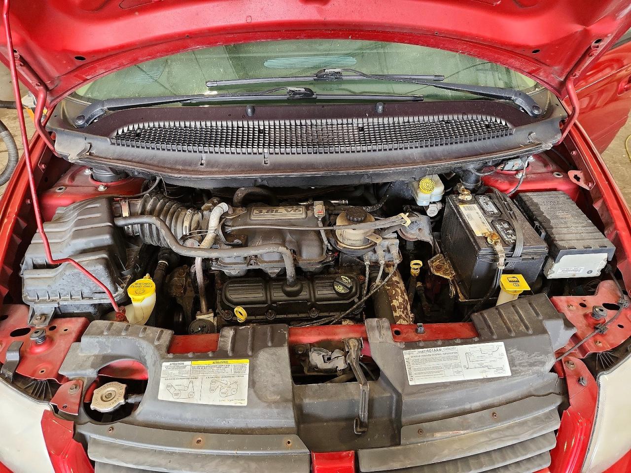 2007 Dodge Grand Caravan Sxt Red vin: 2D4GP44L37R219558