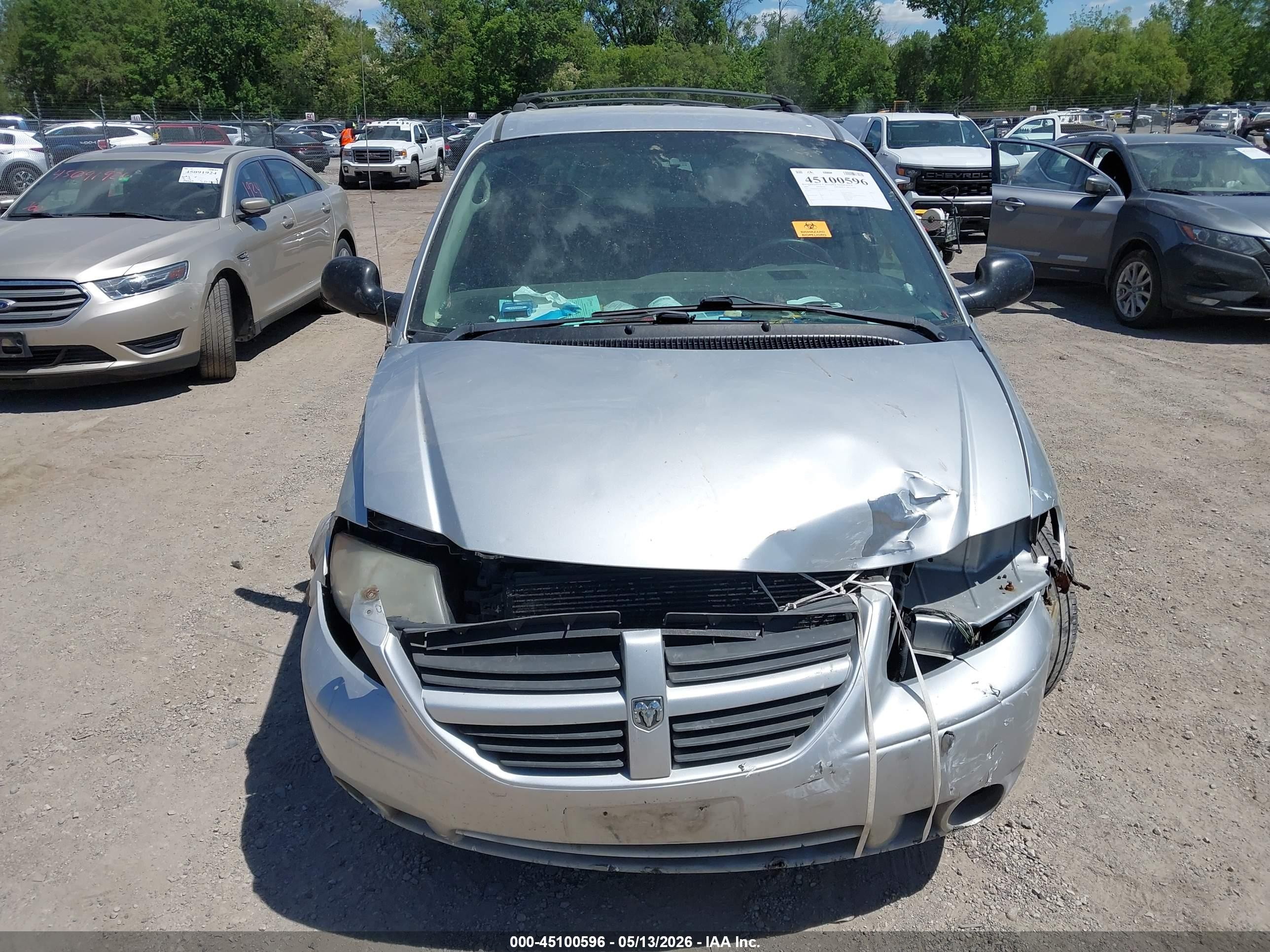 2007 Dodge Grand Caravan Sxt Silver vin: 2D4GP44L37R264189