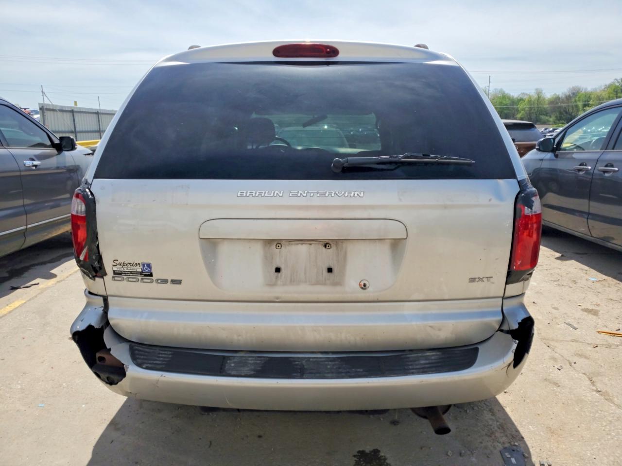 2007 Dodge Grand Caravan Sxt Silver vin: 2D4GP44L37R314122