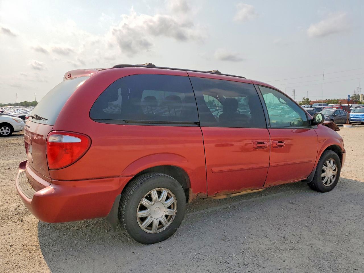 2007 Dodge Grand Caravan Sxt Red vin: 2D4GP44L37R324407
