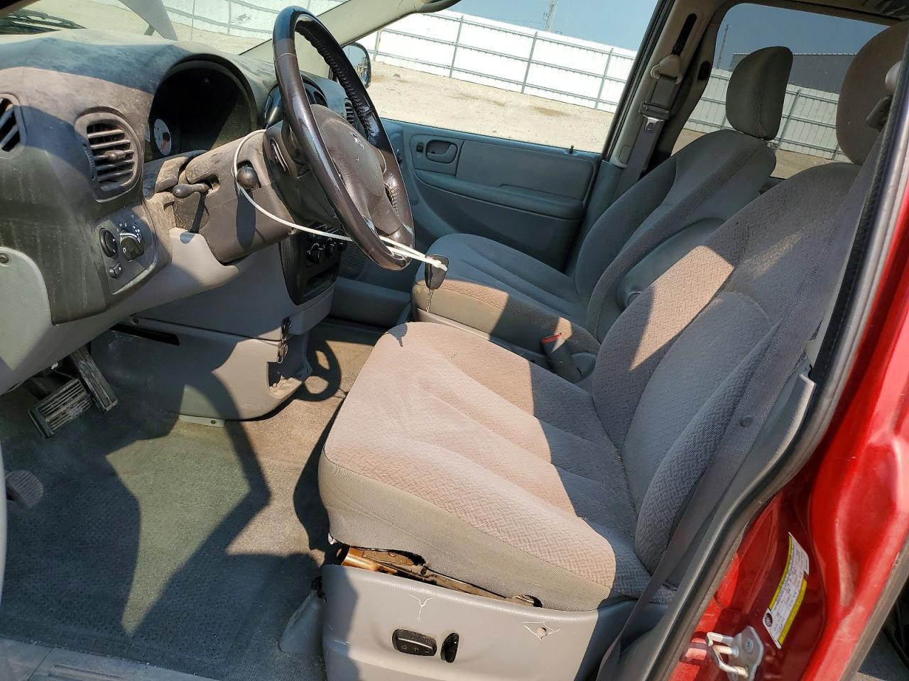 2007 Dodge Grand Caravan Sxt Red vin: 2D4GP44L37R324407