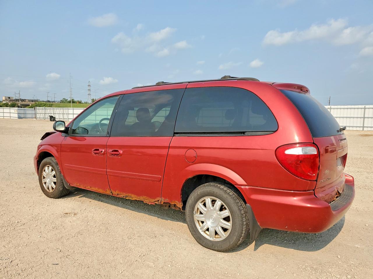 2007 Dodge Grand Caravan Sxt Red vin: 2D4GP44L37R324407