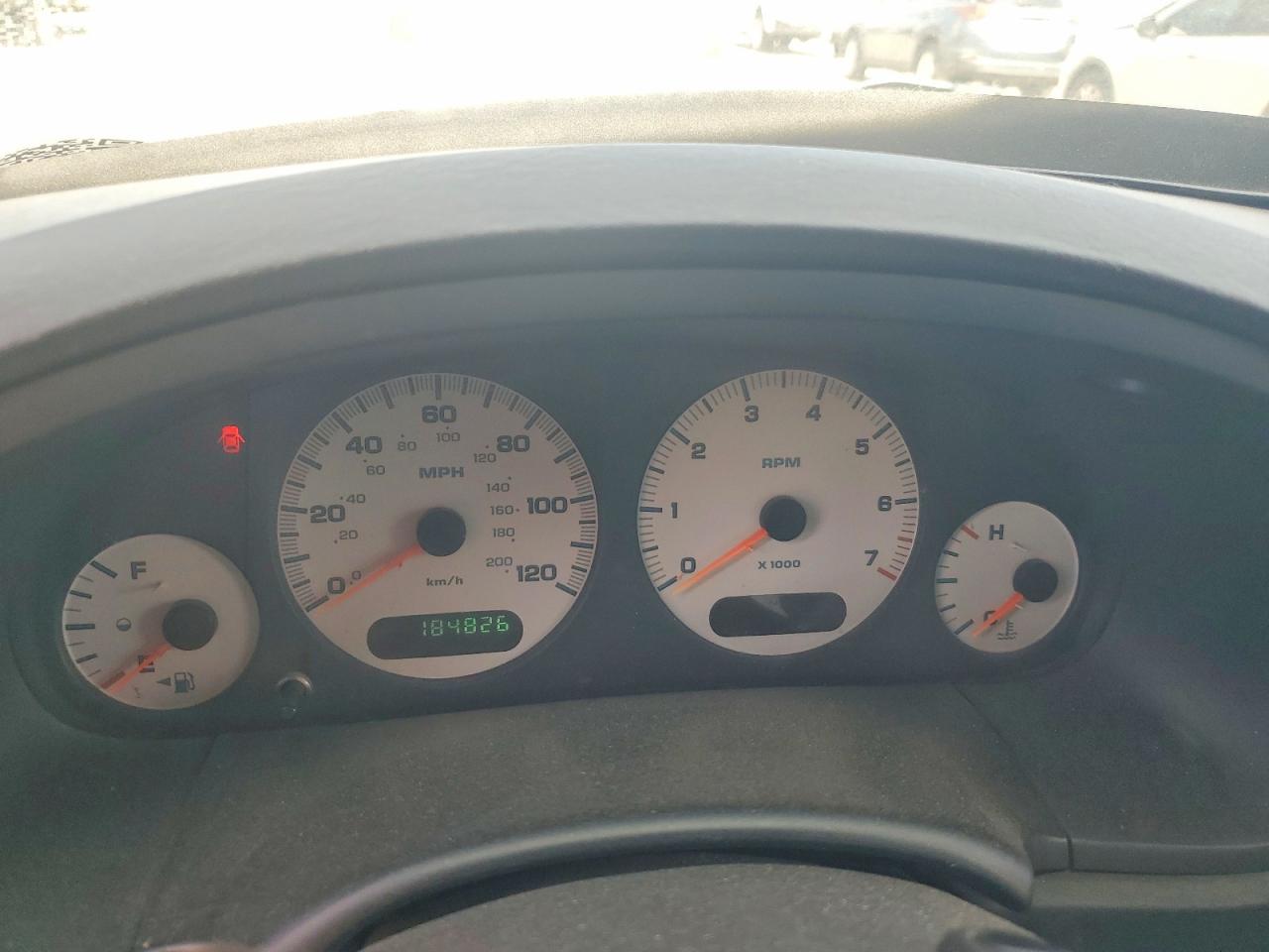 2004 Dodge Grand Caravan Sxt Red vin: 2D4GP44L44R556381