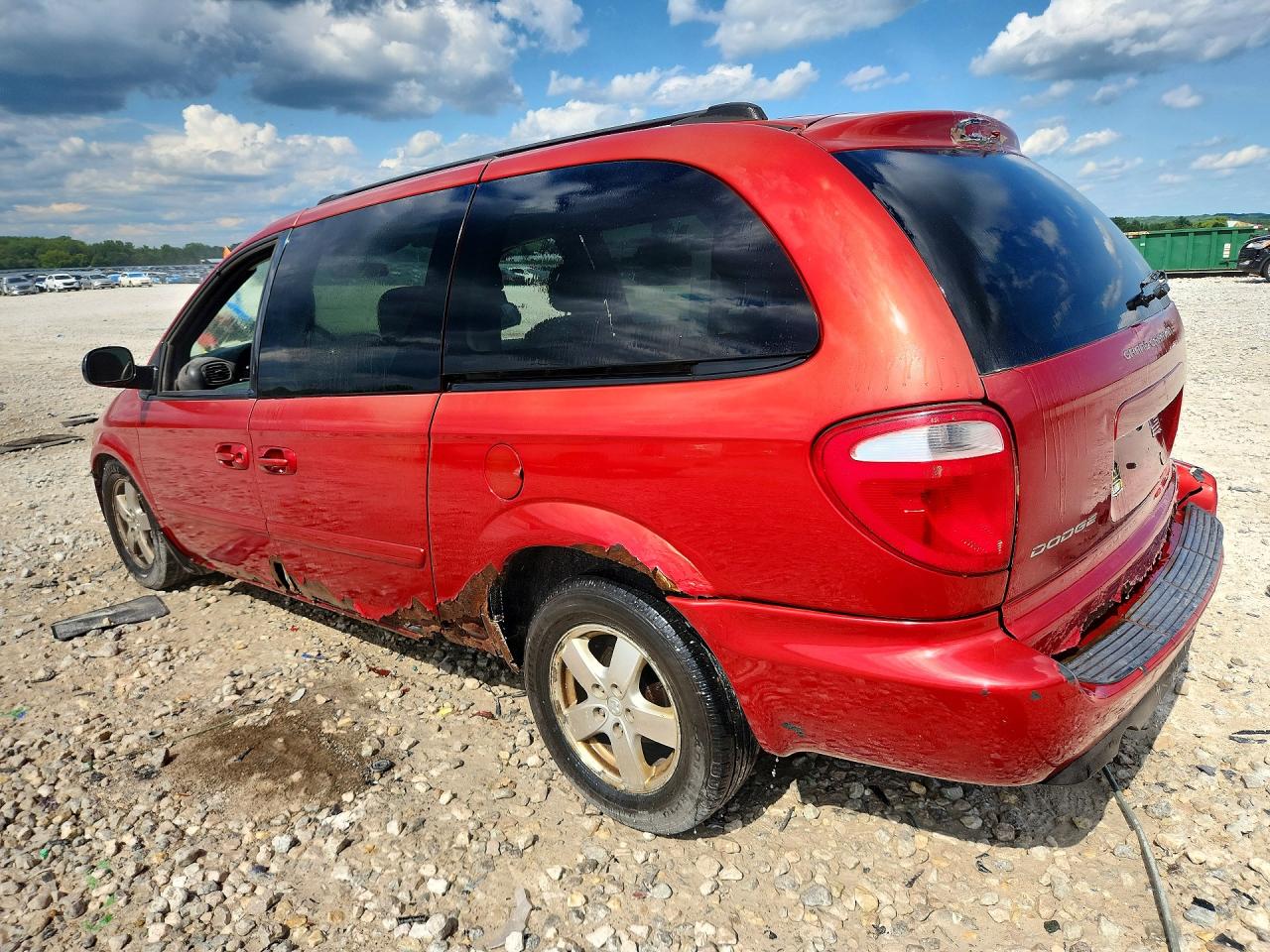 2005 Dodge Grand Caravan Sxt Red vin: 2D4GP44L45R129445