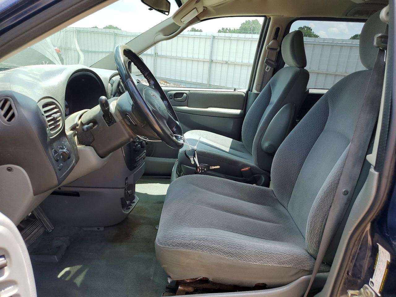 2005 Dodge Grand Caravan Sxt Blue vin: 2D4GP44L45R166284