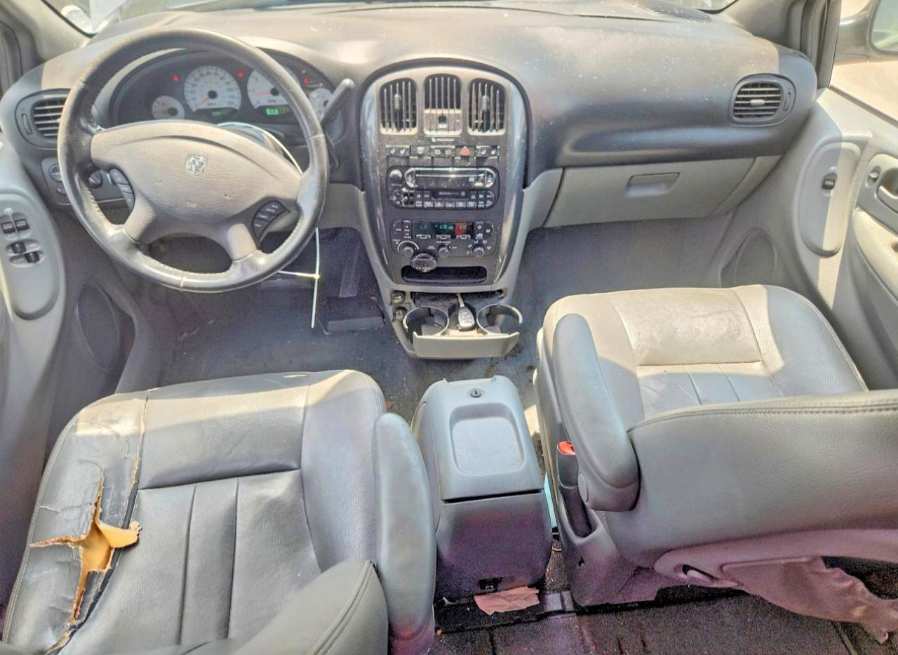 2005 Dodge Grand Caravan Sxt Silver vin: 2D4GP44L45R172313