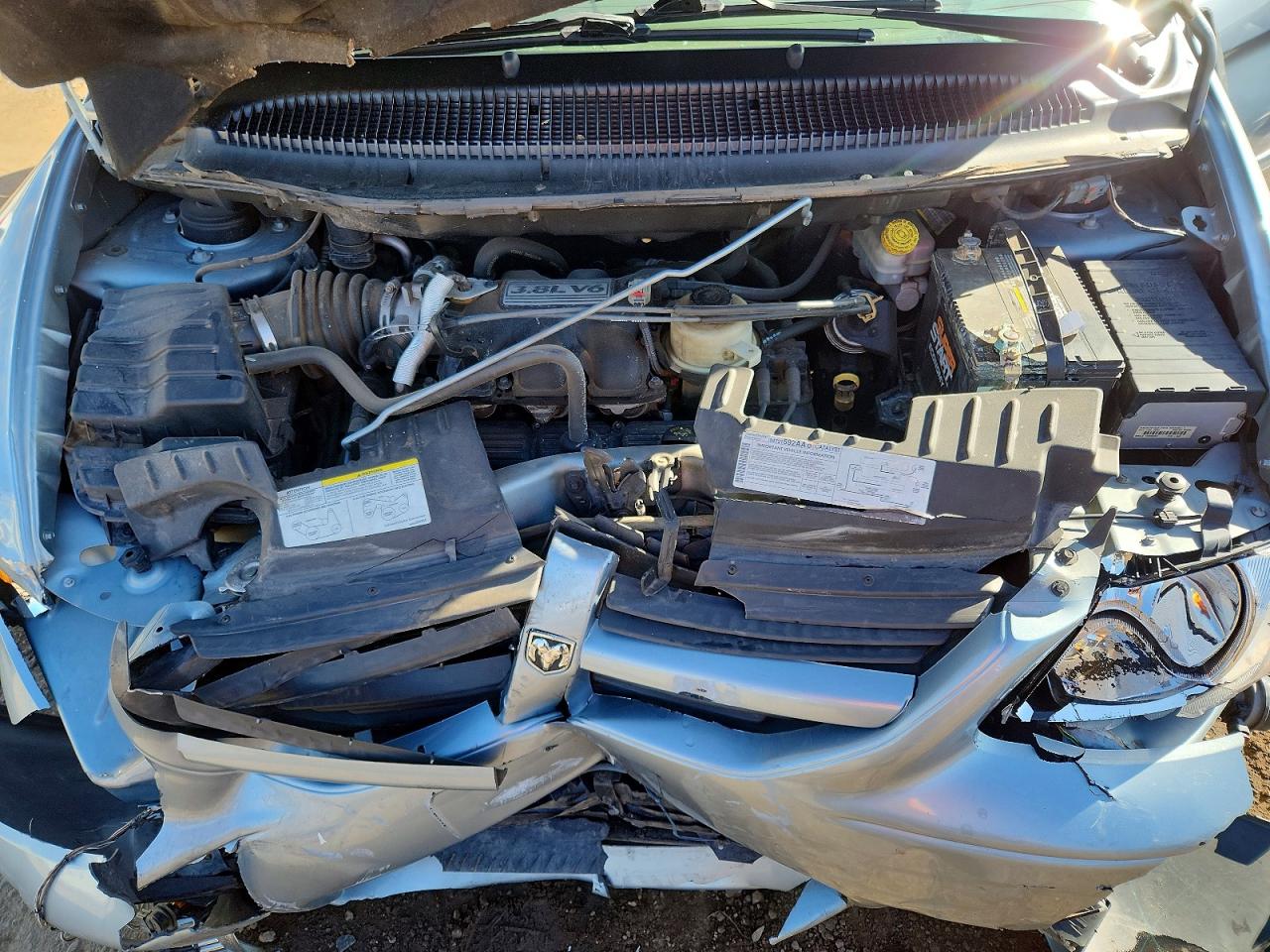 2006 Dodge Grand Caravan Sxt Silver vin: 2D4GP44L46R662607