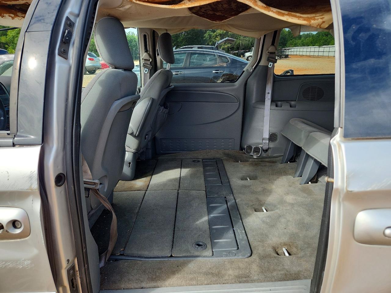 2006 Dodge Grand Caravan Sxt Серебряный vin: 2D4GP44L46R755594
