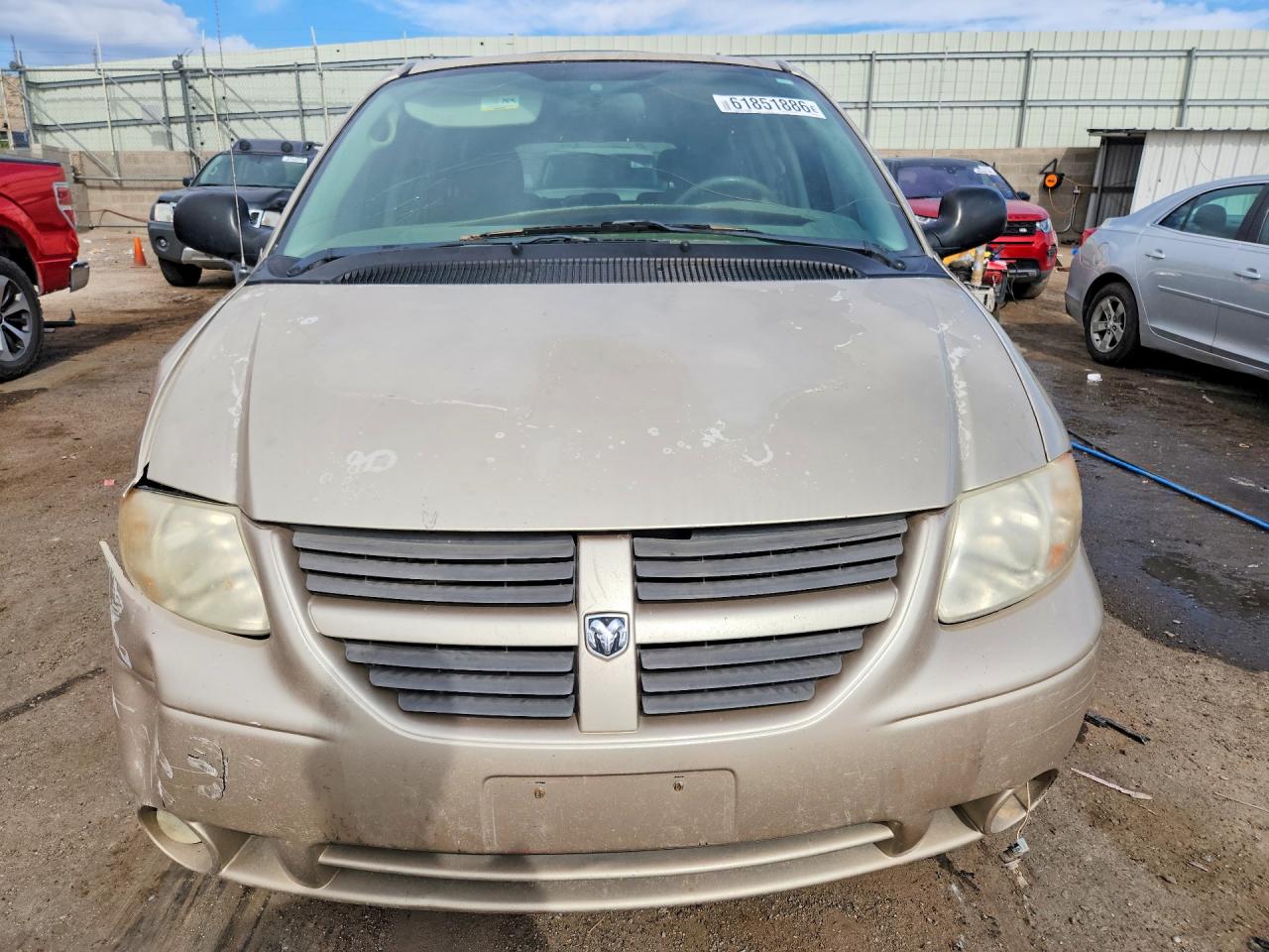 2006 Dodge Grand Caravan Sxt Gold vin: 2D4GP44L46R865383