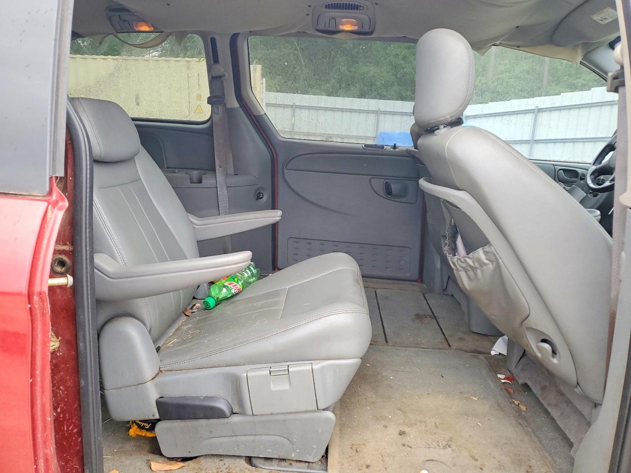 2007 Dodge Grand Caravan Sxt Red vin: 2D4GP44L47R132025