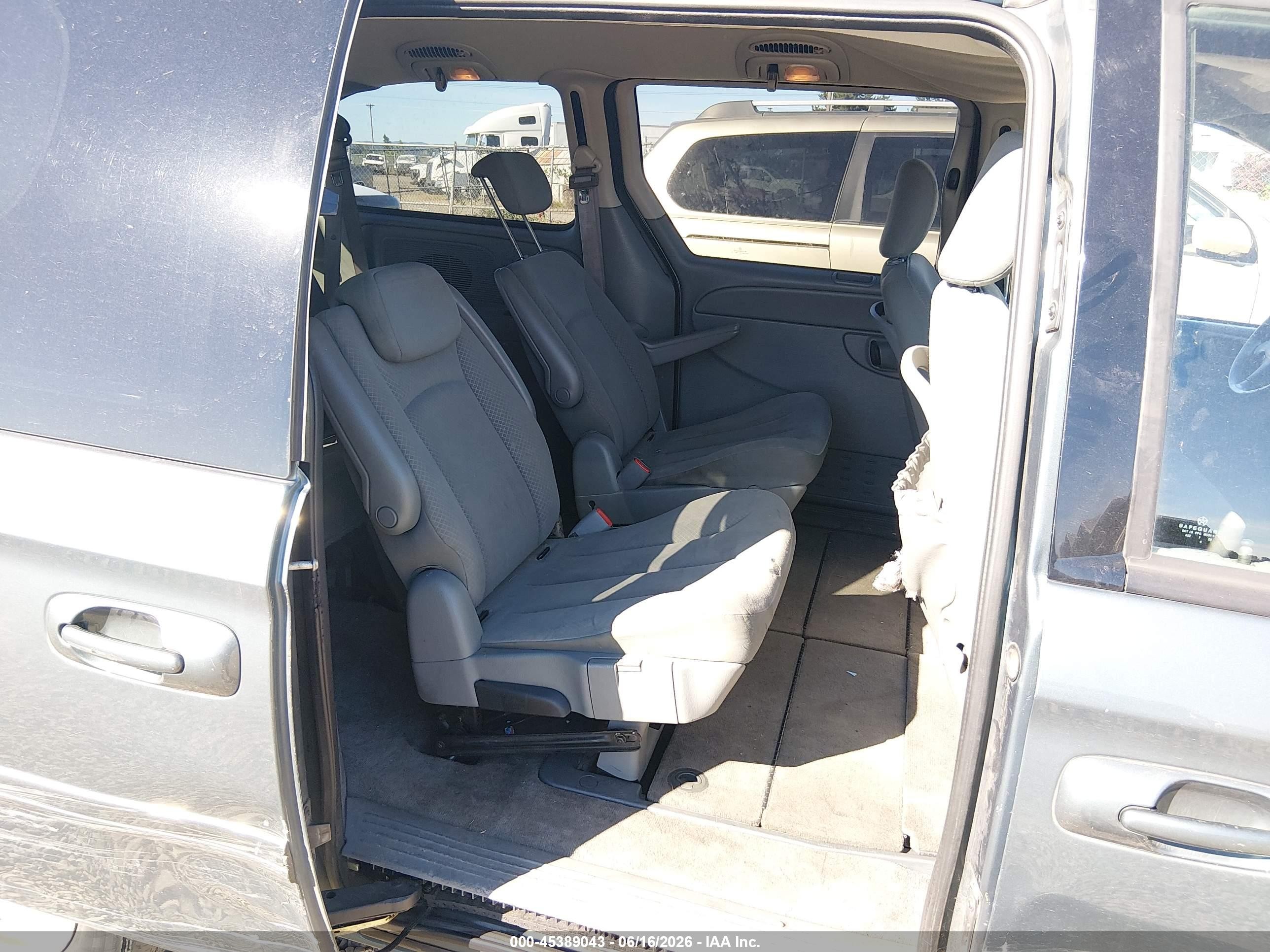 2007 Dodge Grand Caravan Sxt Green vin: 2D4GP44L47R309334