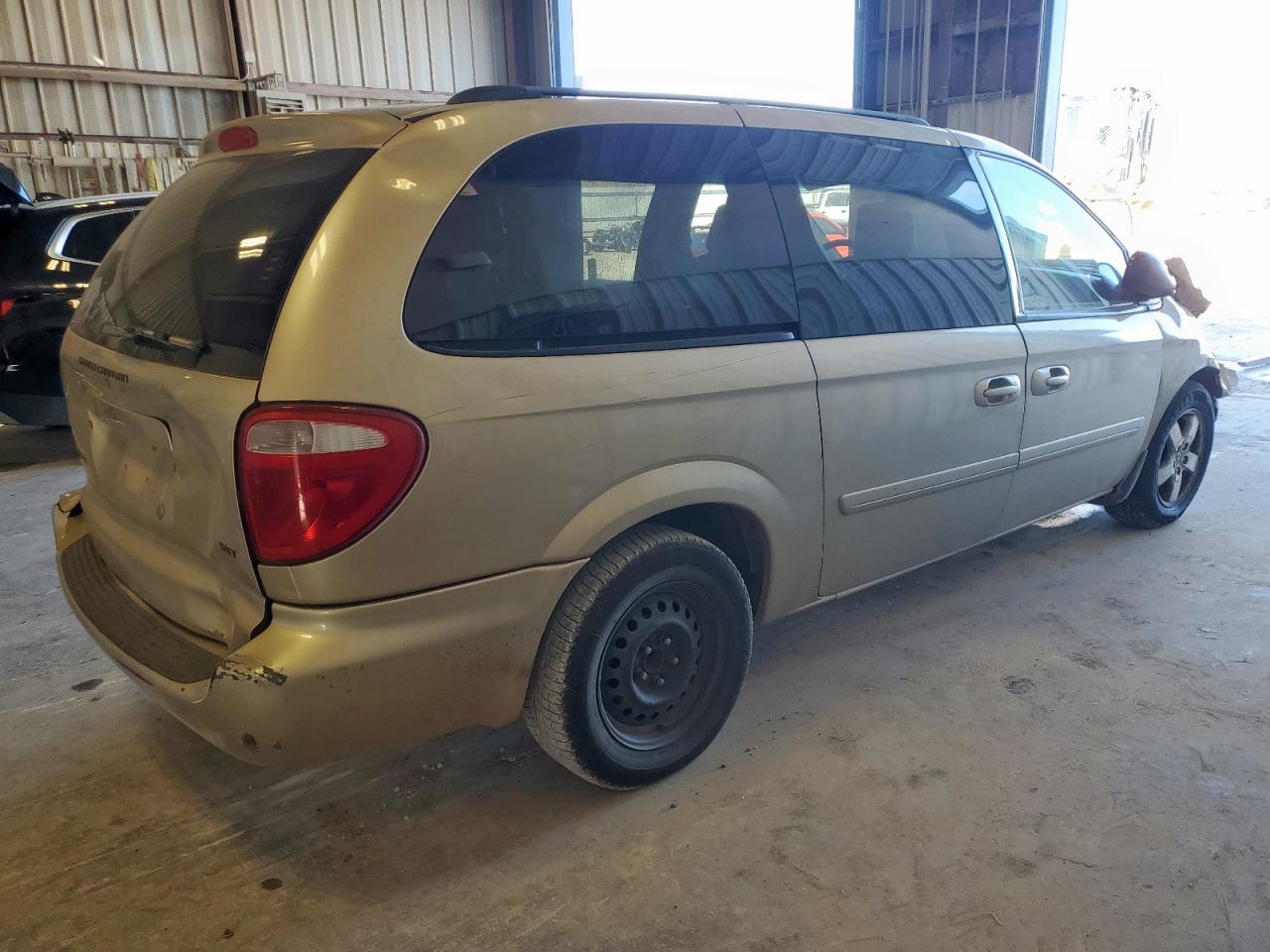 2007 Dodge Grand Caravan Sxt Tan vin: 2D4GP44L47R344469