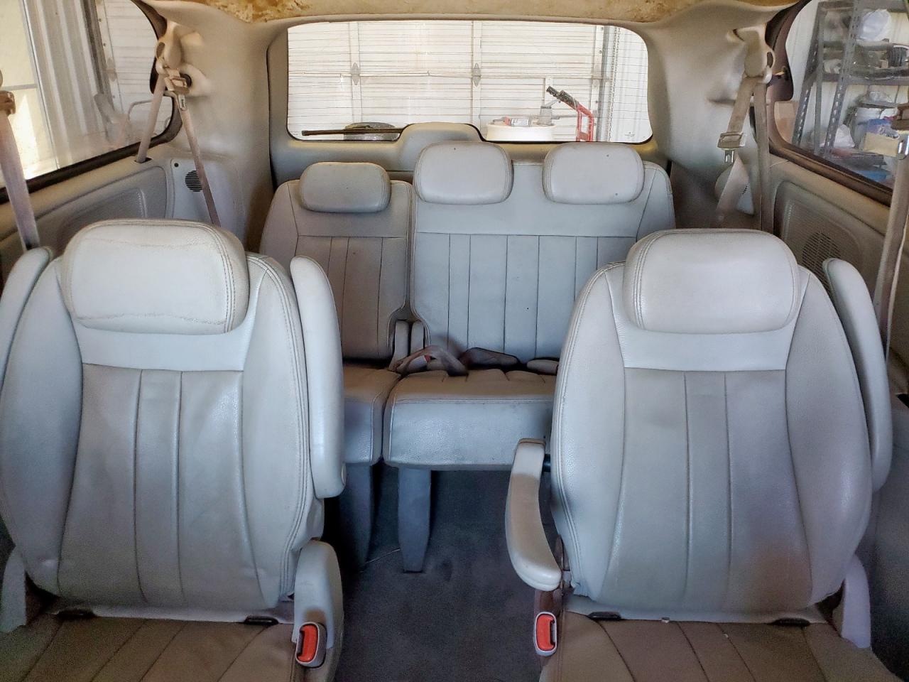 2007 Dodge Grand Caravan Sxt Tan vin: 2D4GP44L47R344469