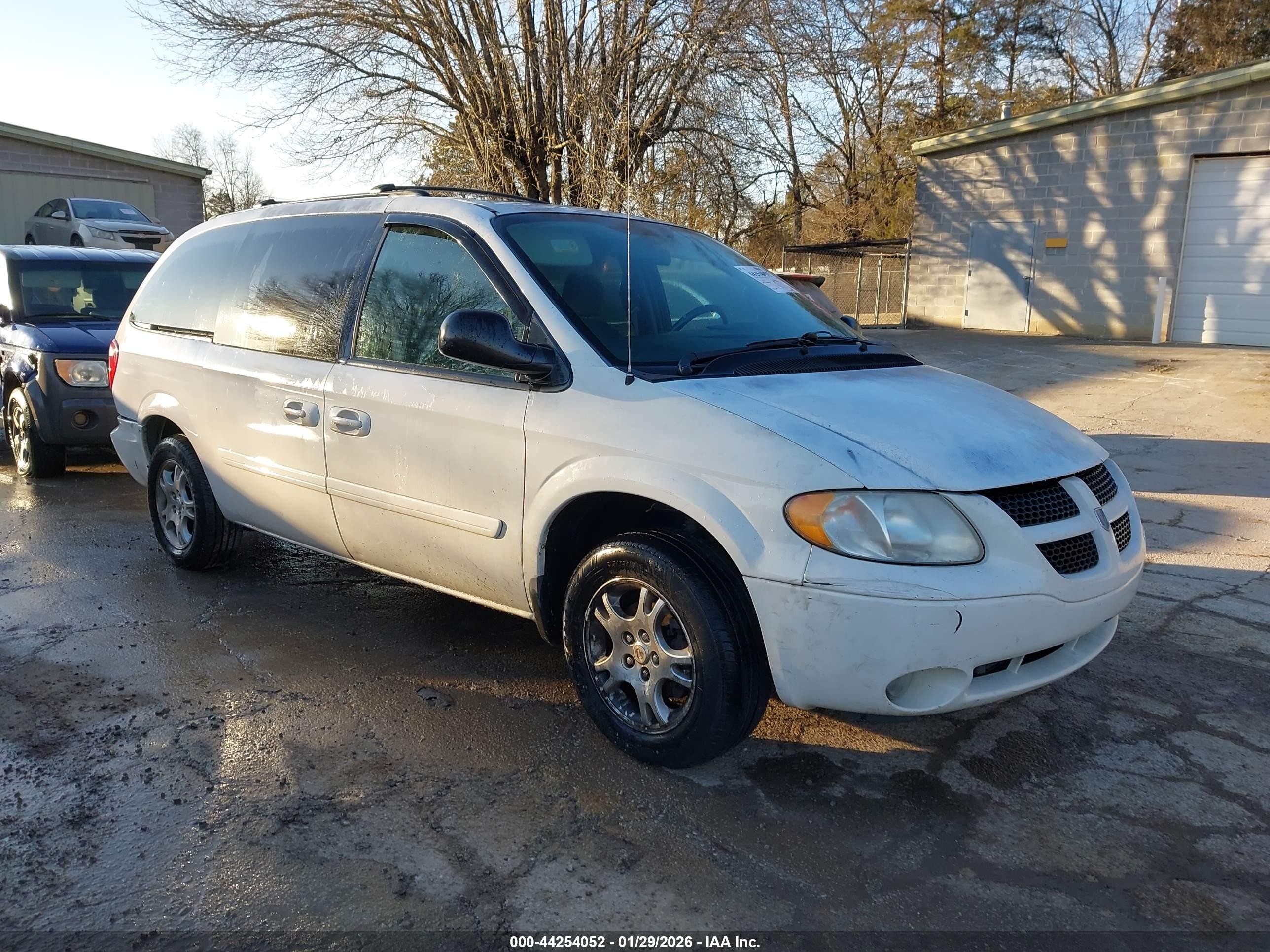 2004 Dodge Grand Caravan Sxt White vin: 2D4GP44L54R504306
