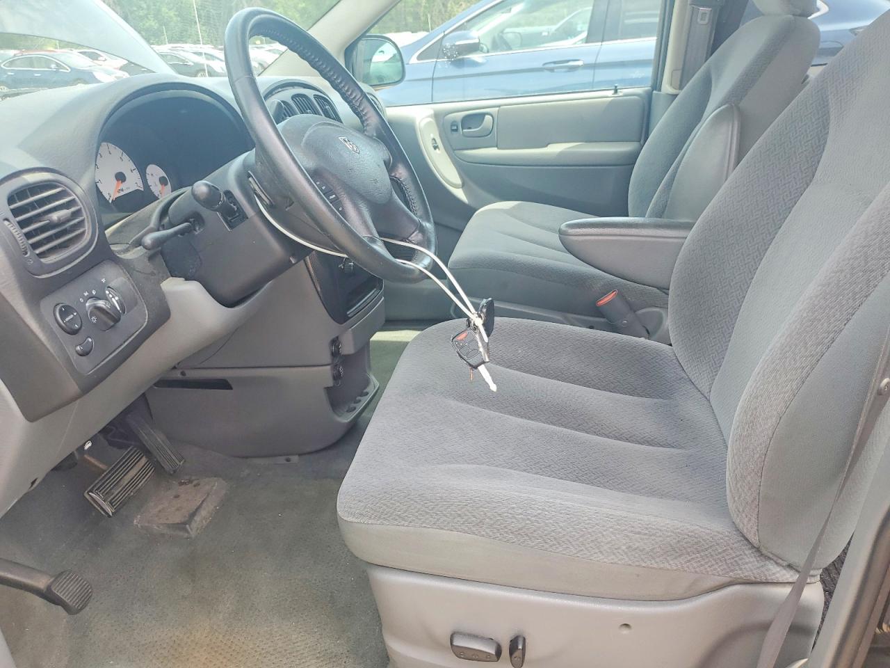 2005 Dodge Grand Caravan Sxt Black vin: 2D4GP44L55R219882