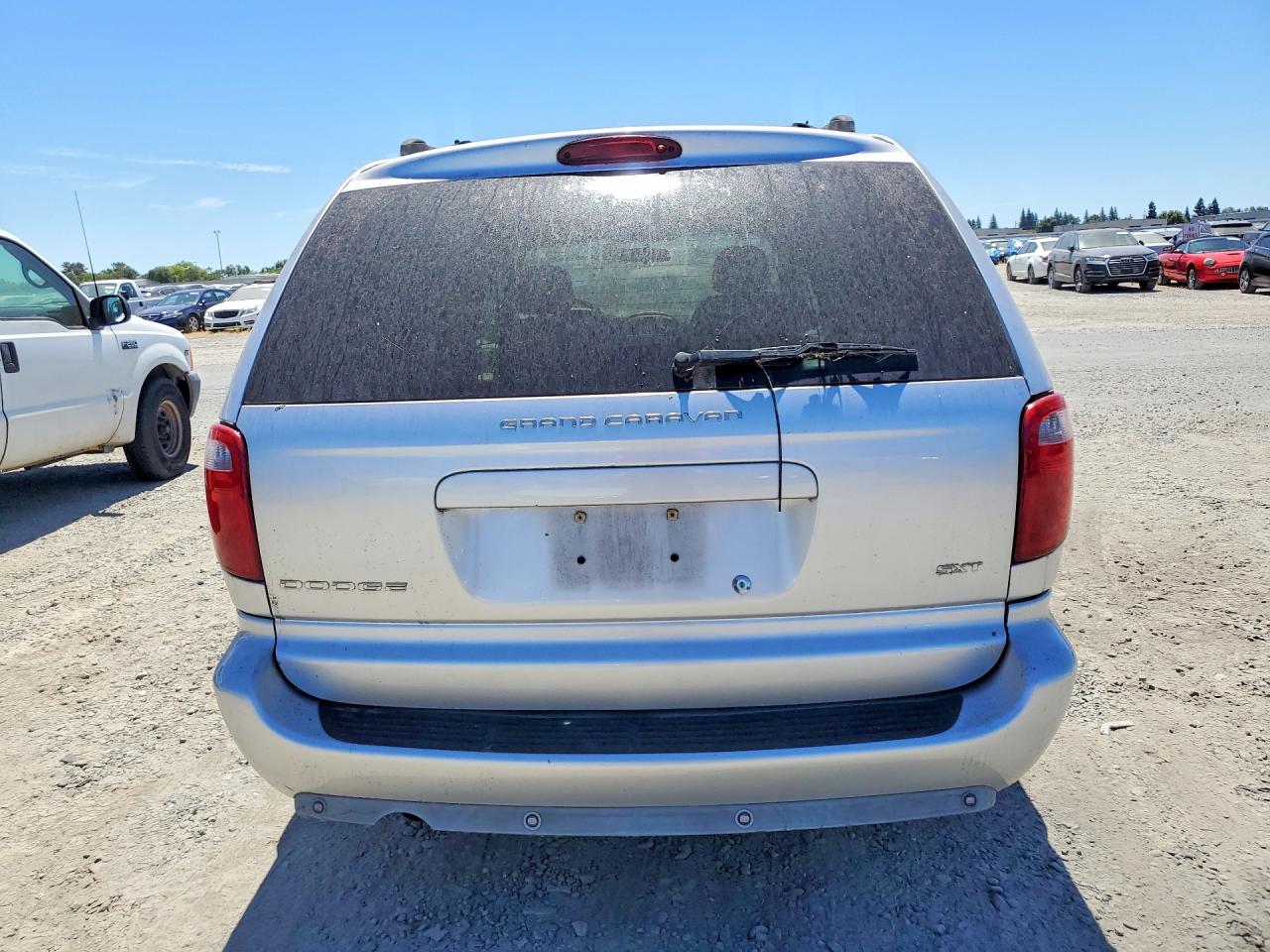 2007 Dodge Grand Caravan Sxt Серебряный vin: 2D4GP44L55R350889