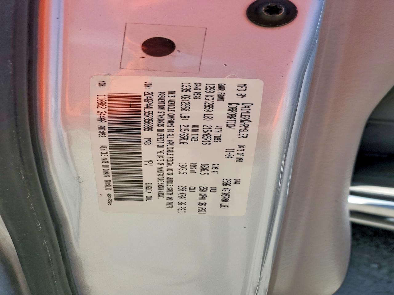 2007 Dodge Grand Caravan Sxt Серебряный vin: 2D4GP44L55R350889
