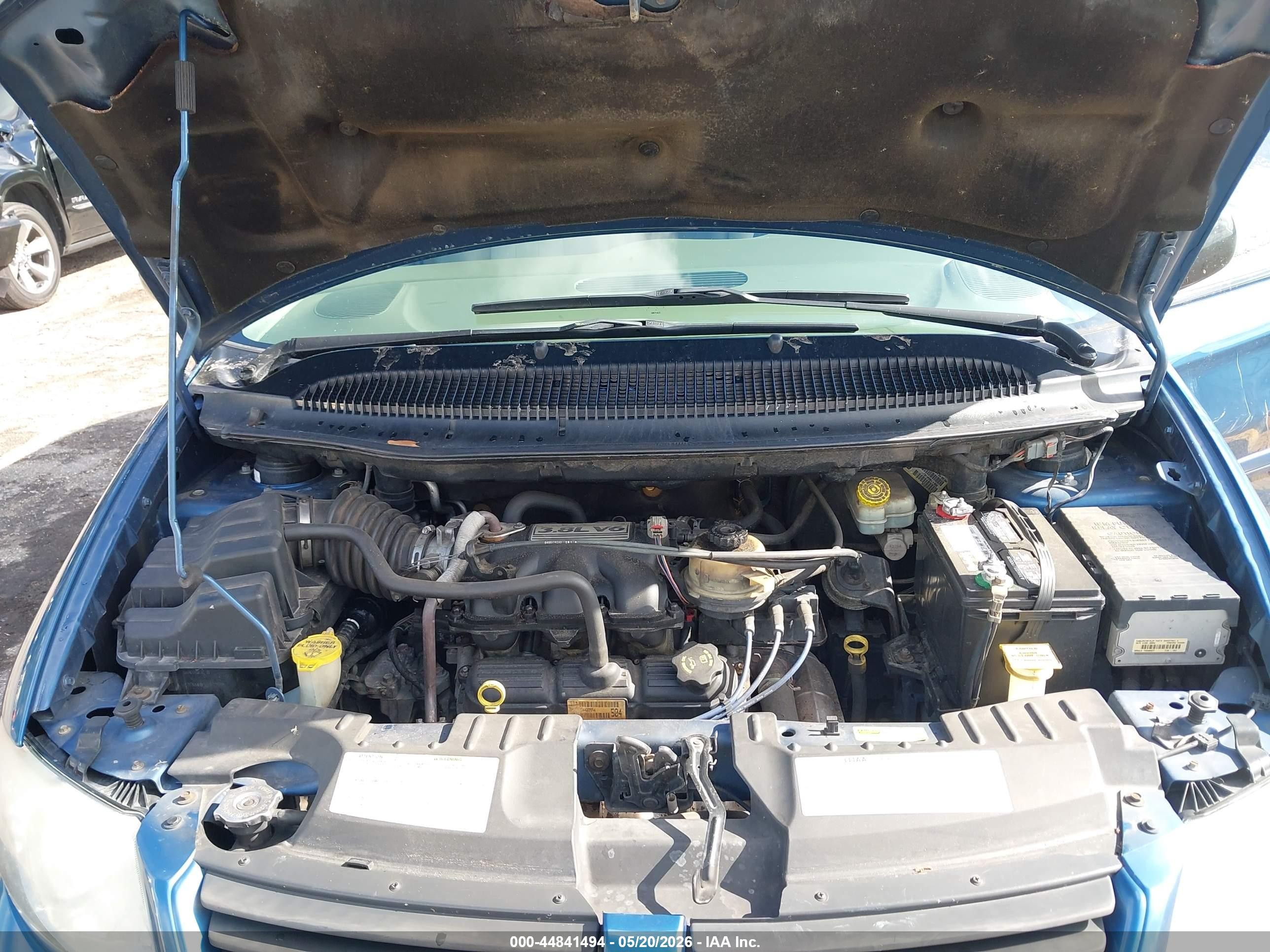 2005 Dodge Grand Caravan Sxt Blue vin: 2D4GP44L55R369328