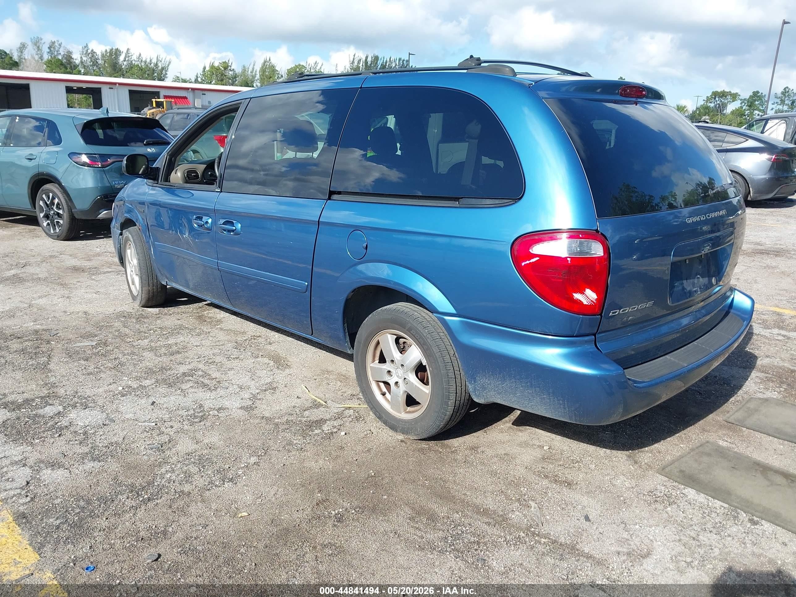 2005 Dodge Grand Caravan Sxt Blue vin: 2D4GP44L55R369328