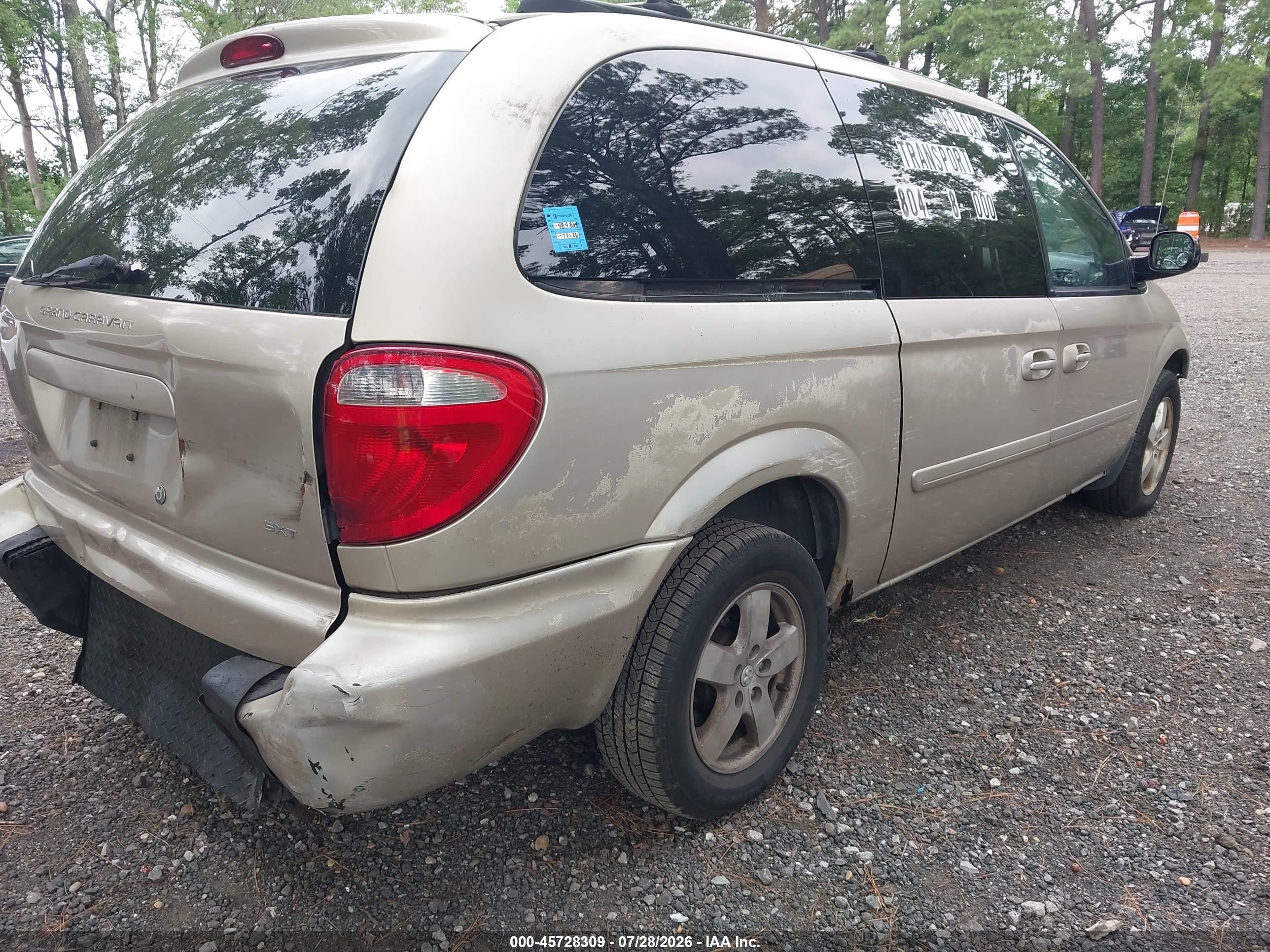 2005 Dodge Grand Caravan Sxt Золотой vin: 2D4GP44L55R484804