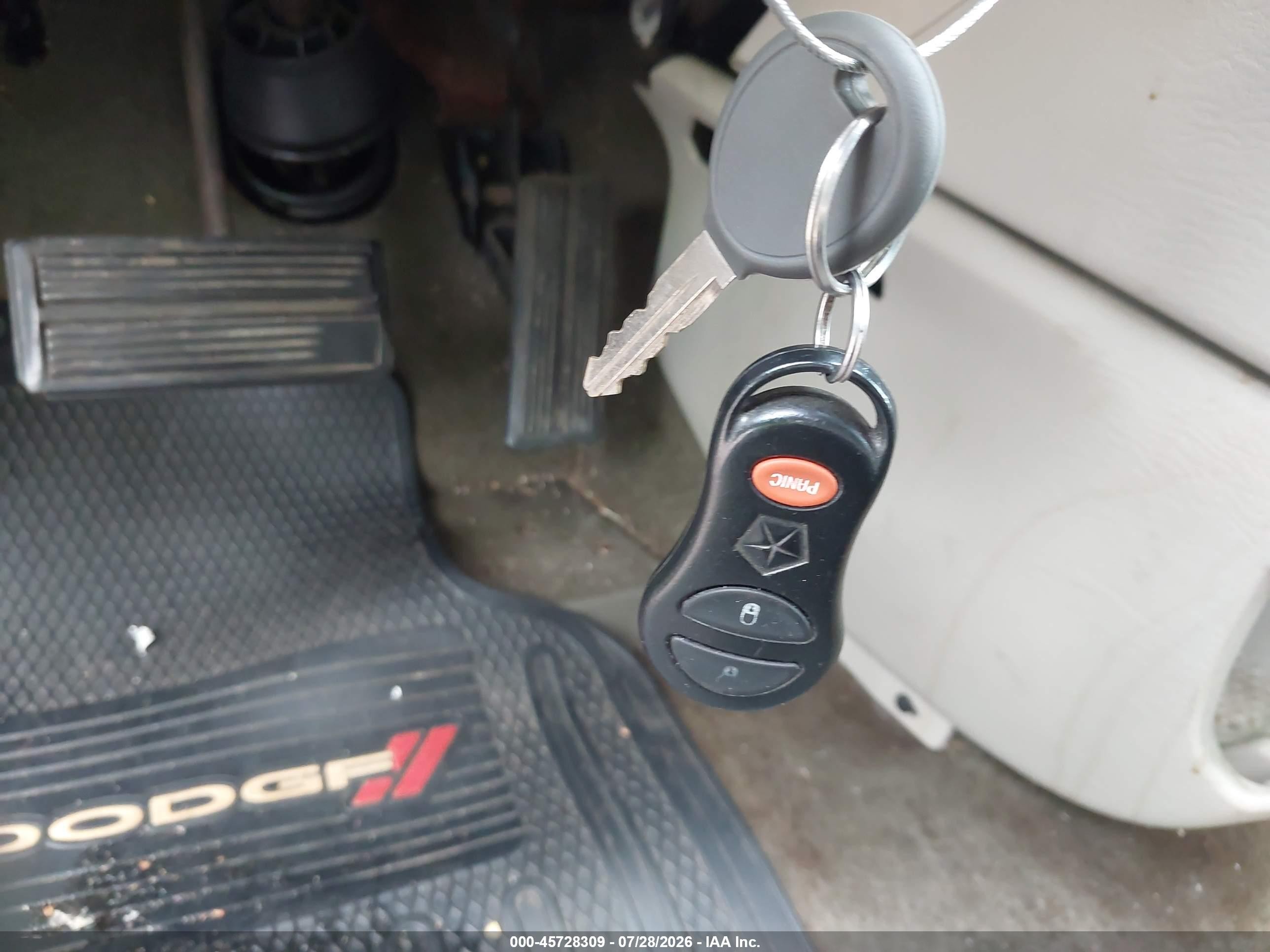 2005 Dodge Grand Caravan Sxt Золотой vin: 2D4GP44L55R484804